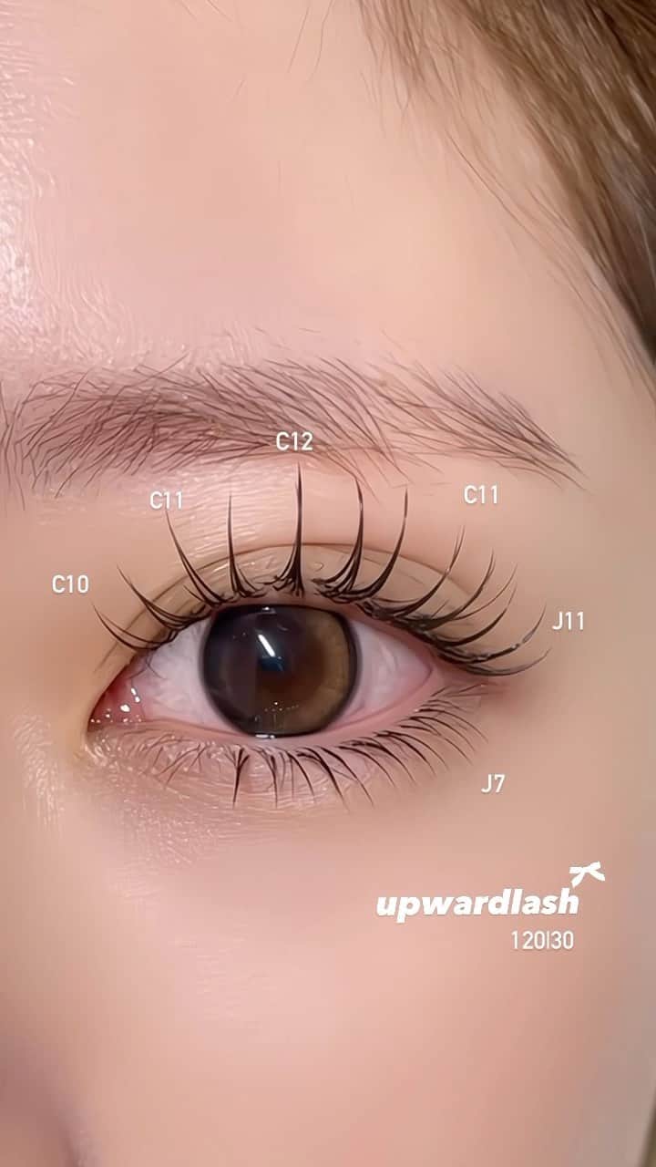 のインスタグラム：「🆕eyelash design"upwardlash120"  upwardlash × 下まつ毛のエクステ で、縦幅ぐんっと🆙🆙🆙  中顔面短縮で小顔効果🎀  @mansion__salon」