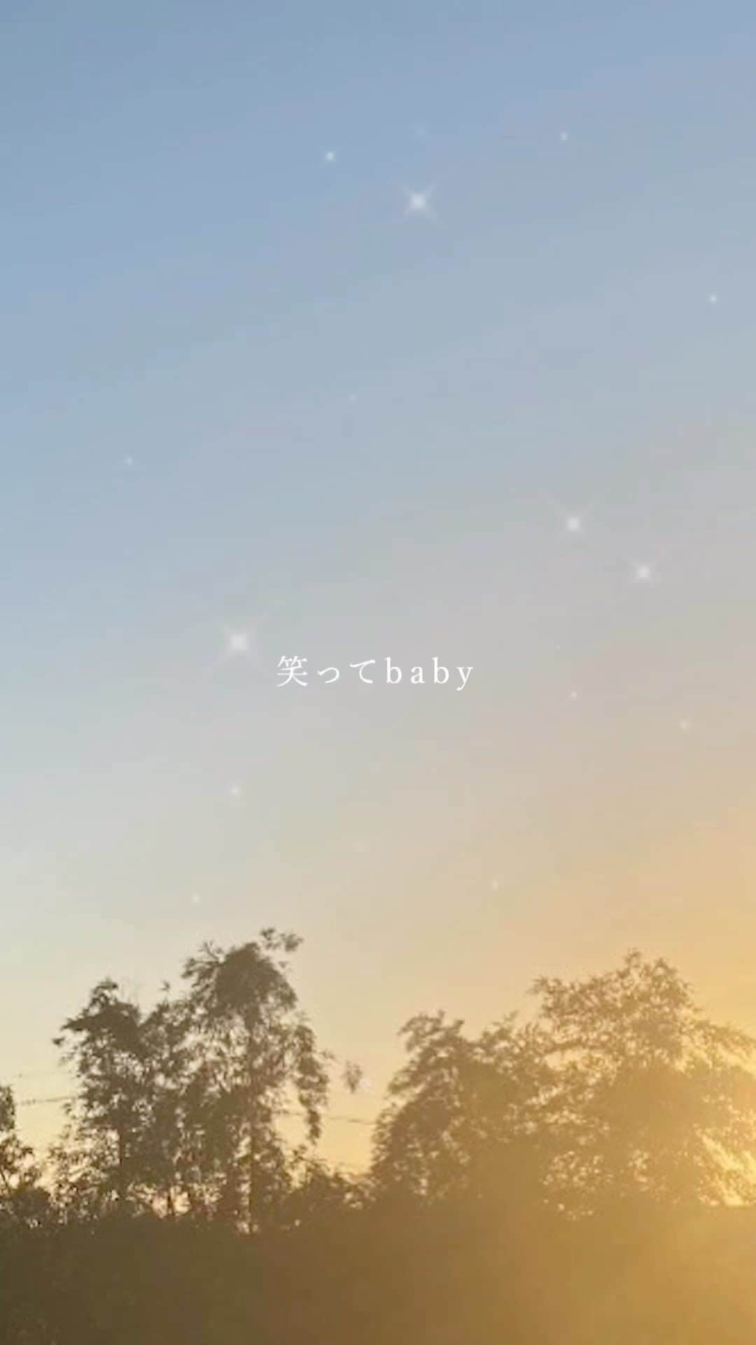 Mappyのインスタグラム：「笑ってbaby🩷アルバムの中から一曲☁️ #toyhouse #ラブソング #シンガーソングライター #甲田まひる」