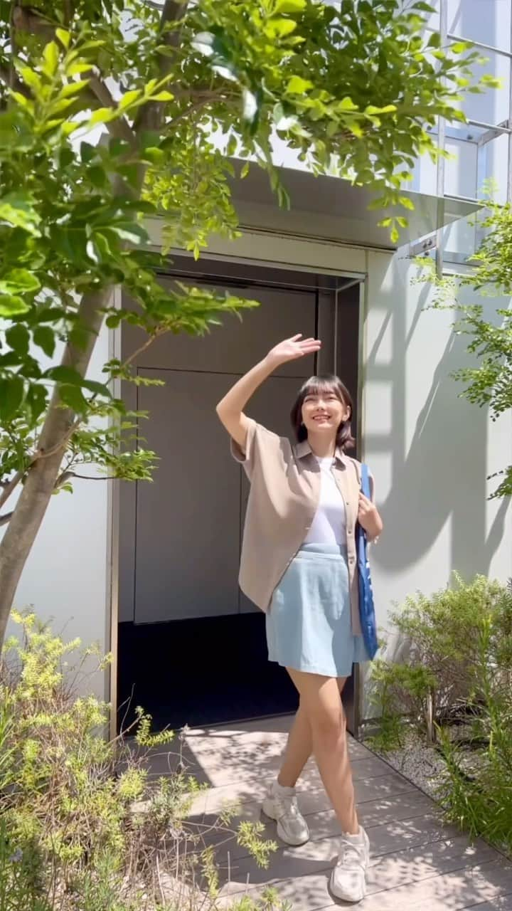 フィフィヨナ・アプリアニのインスタグラム：「Konnichiwa! 🌞 Karena di Tokyo lagi summer, jadi perlu banget nih sunscreen yang oke!  Walaupun lagi di Jepang, aku tetep lebih suka pakai sunscreen nya Amaterasun,  karena Amaterasun ternyata sunscreen lokal pertama yang punya teknologi intelligent DNA guardian, yang bakal melindungi kulit kamu sampai ke level DNA!   Real SPF, real protection 🌞✨  Go get yours!  #SPFSpecialist」