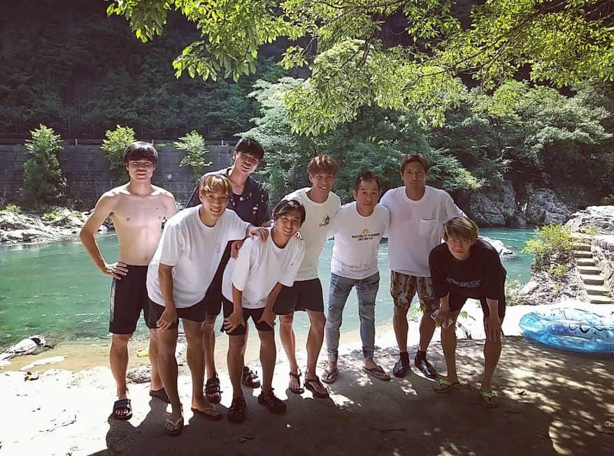 田中順也のインスタグラム：「夏休み最後のBBQ🍖  最高だったなぁ〜  #飯盒炊爨 #初挑戦」