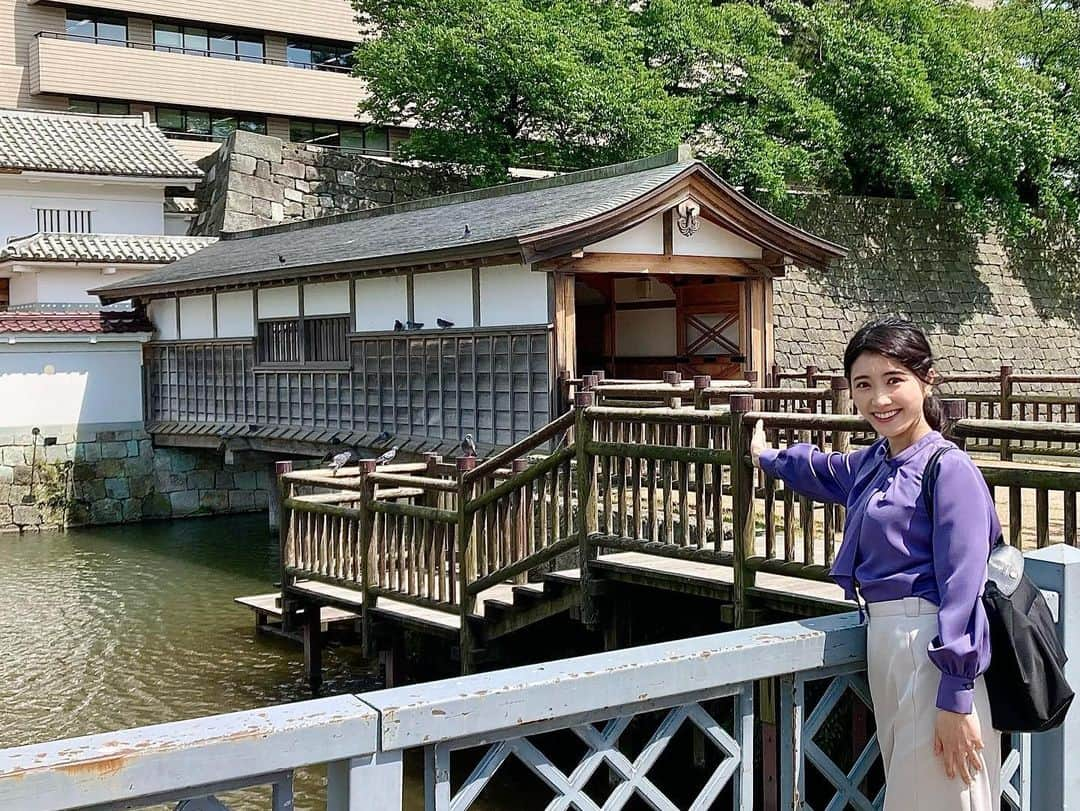 久保井朝美のインスタグラム：「🏯 週末のイベントで テーマになったお城たち❤️  1〜3枚目 #福井城 4、5枚目 #北ノ庄城 6〜9枚目は #一乗谷城（一乗谷朝倉氏遺跡）  そして10枚目は 鯖寿司に感動する久保井です😆  「城熱祭」戦国トークショーでも 福井県のお城を取り上げます☺️  9月17日(日)10:30〜11:40 「気象予報士が解説！お城×天気」 ①お城と気象の深い関係 ②歴史を変えた天気 ③お城めぐりに役立つ気象情報 同郷の家康公のお城も🏯 https://t.livepocket.jp/e/vos-7  会場は横浜です🤗 オンライン参加も歓迎です❣️  #久保井朝美 #気象キャスター #気象予報士 #防災士 #お城好きな人と繋がりたい #鯖寿司 #鯖寿司大好き #福井グルメ #japanesecastle #日本の城 #城めぐり」