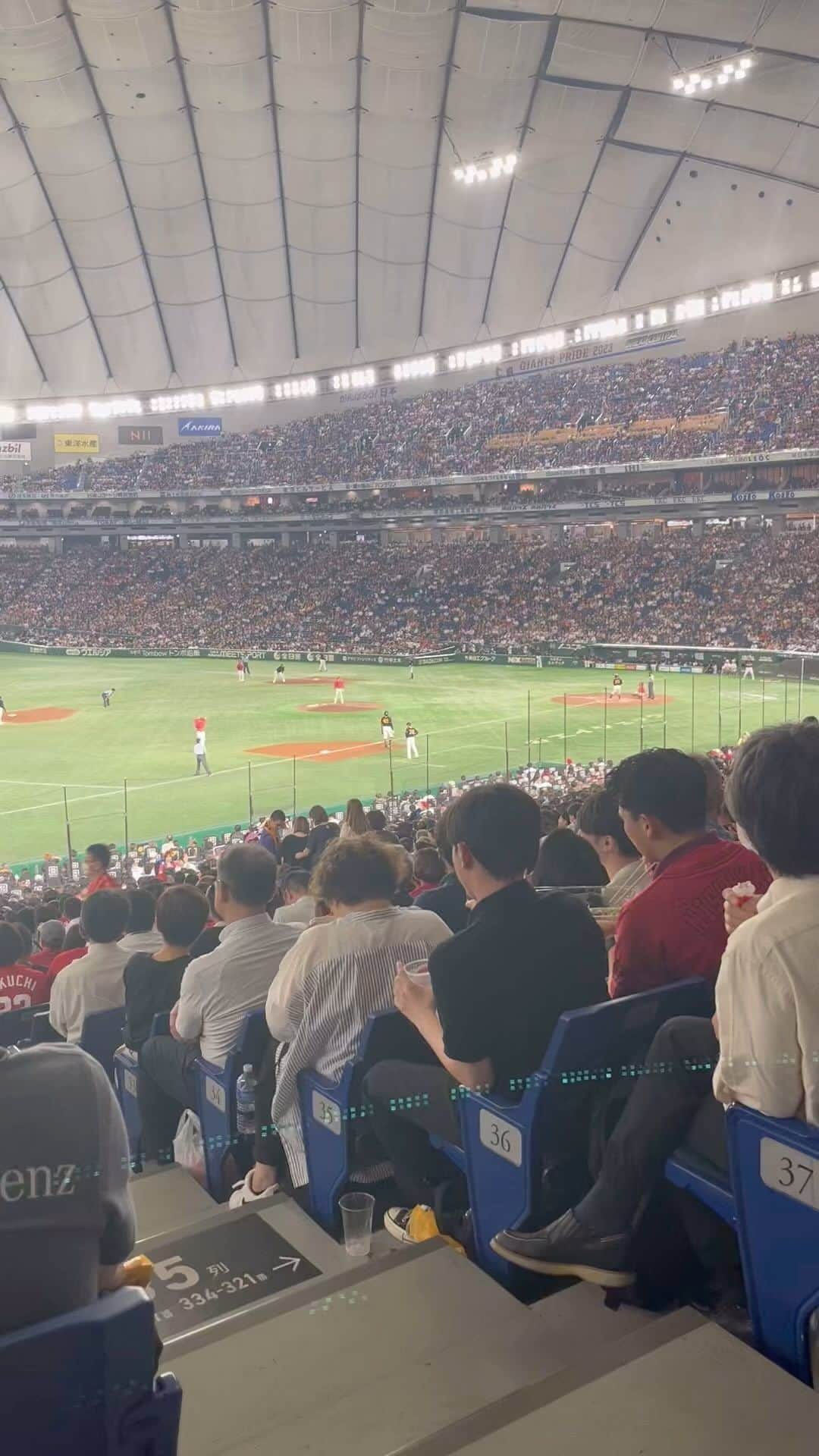 河井ゆずるのインスタグラム：「アインシュタイン河井のトークライブ『声、枯れるまで。』お越し頂いた皆さん、ありがとうございました！配信は9月4日まだ延長されてますので、宜しければ是非！！  トーク中に言ってた『広島カープ側の応援席で周りと逆の応援をする、どころかデカイ声で口も悪い』オカンです。お納めください。」