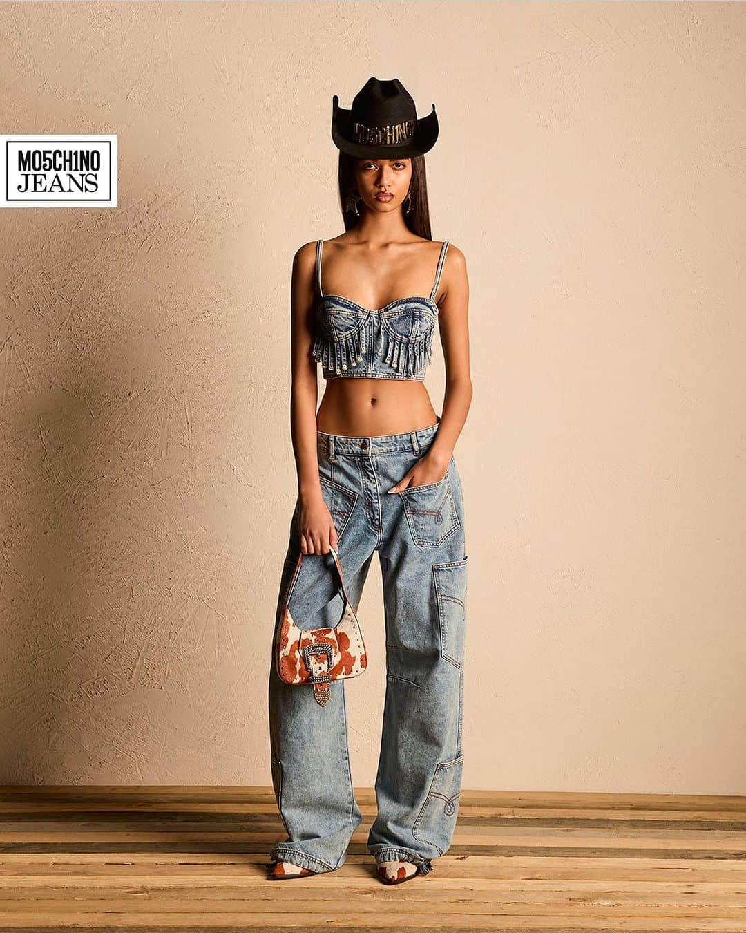 Moschinoのインスタグラム：「You can never have enough fringe and bling, as far as we’re concerned. Our much-talked-about range is back with a new collection of distinctive denim pieces, this time with an American-inspired twist.   Hitch a ride to the link in our bio to discover more.   #Moschino #MoschinoJeans」
