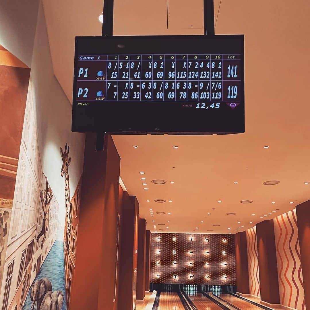 清水彩子さんのインスタグラム写真 - (清水彩子Instagram)「韓国旅行✈️❤️  #パラダイスシティ #ボーリング場あるの知らなかった #新たな発見がいっぱい #ホテル探索楽しかった  #casino」8月29日 0時11分 - ayakosugar