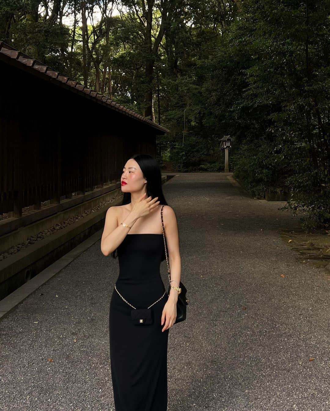 NATALIE LIAOさんのインスタグラム写真 - (NATALIE LIAOInstagram)「Summer in Japan, the absolute best time of my life. It has been such a pleasurable experience to unplug from social media for the past 3 weeks (I really recommend it). I’m constantly contemplating about how I desire to move within this ever-evolving realm. I think I’ve reached my clarity point and it feels so good. I am also making space for my ever-evolving self. I hope you have had a wonderful summer my darlings! 🫶🏻⛩️♥️  #tokyojapan #japantravel #japantrip #summerinjapan」8月29日 0時40分 - fongminliao