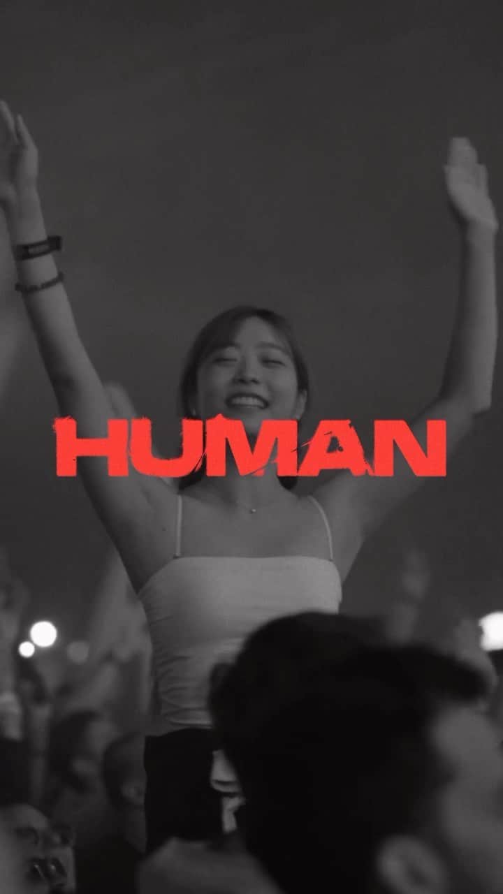 ハードウェルのインスタグラム：「Are we HUMAN, or are we dancer? 🕺 The long awaited version from @hardwell & @machinemade of the iconic 2000's hit song ‘Human’ is finally releasing THIS FRIDAY! 🚀 Who is ready? 🔥」