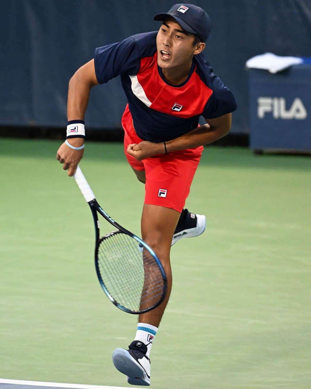 カロリナ・プリスコバのインスタグラム：「Serving up FILA’s Mondo Forza 🔥  Check out the newest performance tennis shoe on court in NYC   #filatennis」