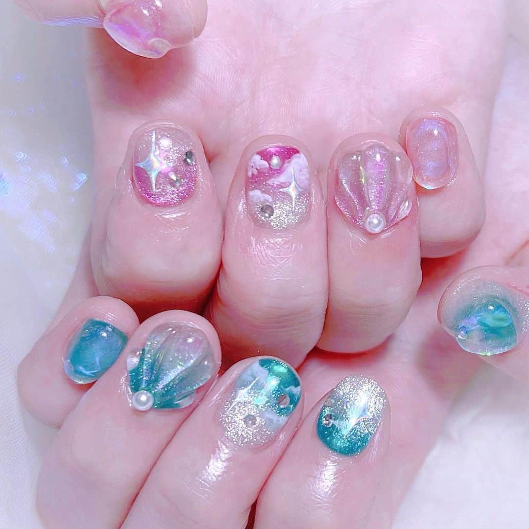 なかやまちえこさんのインスタグラム写真 - (なかやまちえこInstagram)「みずいろとぴんく♡⠀ ⠀ @aldioustoki ⠀ ⠀ @aby_sharenail #nail #nails #nailart #ネイル #美甲 #ネイルアート  #japanesenailart #manucure #japanesenails #manicurist #gelnails #أظافر #네일아트 #미용  #เพ้นท์เล็บ #artedeuñas #เพ้นท์เล็บเจล #ジェルネイルデザイン #ネイルデザイン #nagelkunst #かわいい #ゆめかわ #ゆめかわネイル #かわいいネイル #美味しそうなネイル」8月29日 1時00分 - chiekonakayama