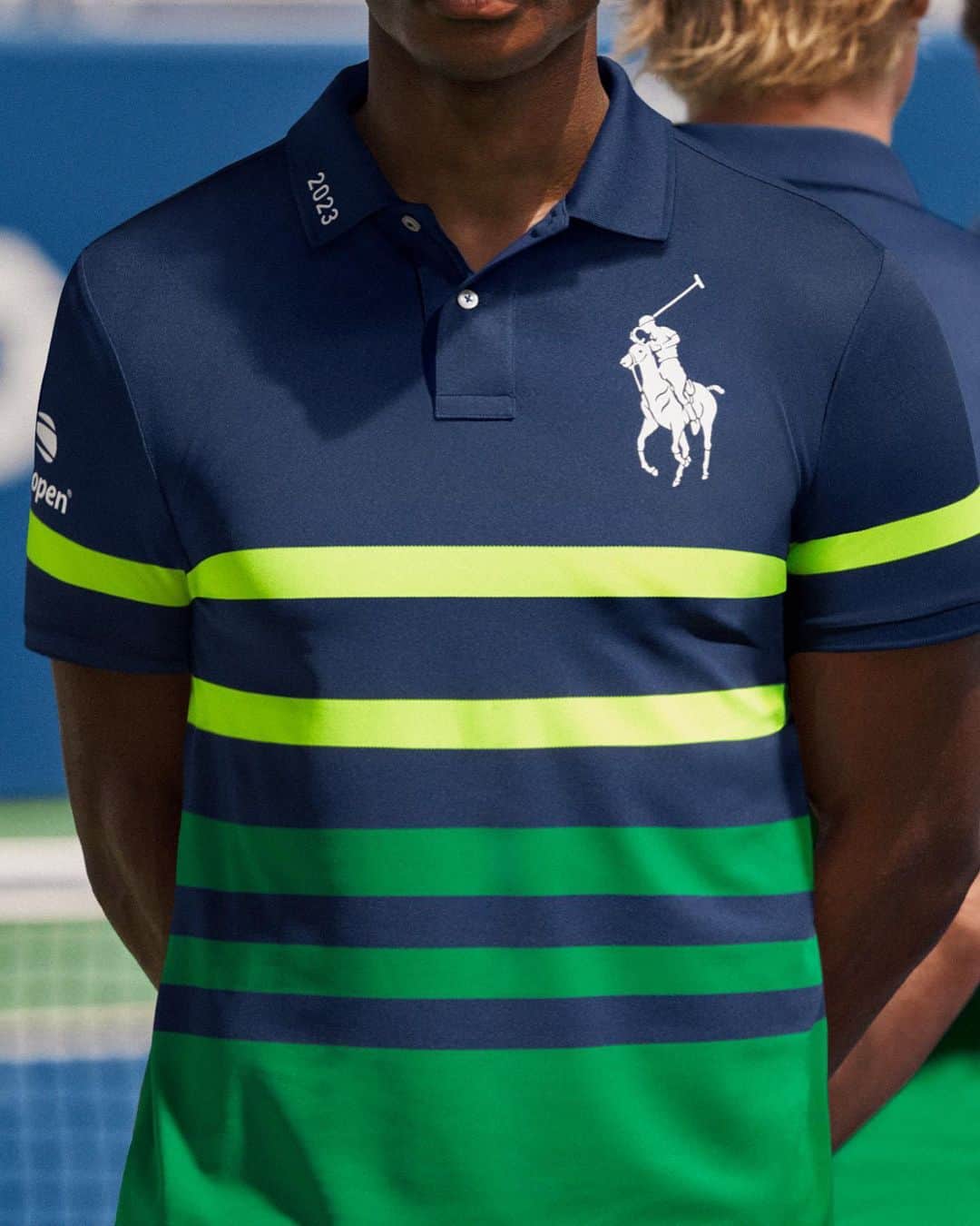 Polo Ralph Laurenさんのインスタグラム写真 - (Polo Ralph LaurenInstagram)「The optimistic and sporty spirit of the #USOpen is reflected in the eye-catching designs of this year’s official ball crew uniforms.   Learn more about our partnership and shop the look via the link in bio.   #RLTennis #PoloRalphLauren #PoloRLStyle」8月29日 1時04分 - poloralphlauren