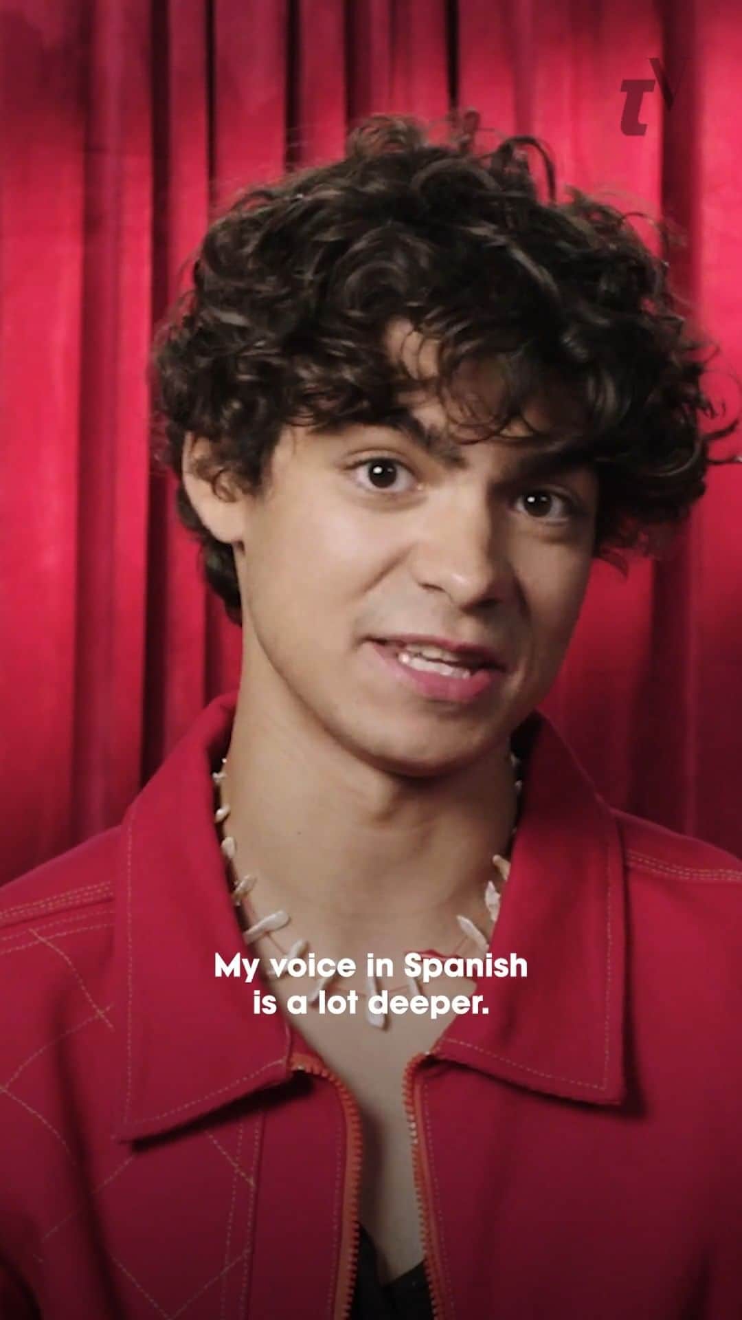 Teen Vogueのインスタグラム：「And he nailed it! Watch how #IñakiGodoy became Luffy in #OnePiece at the link in bio 🏴‍☠️  *SAG-AFTRA members are currently on strike; as part of the strike, union actors are not promoting their film and TV projects. This video was conducted prior to the strike.」