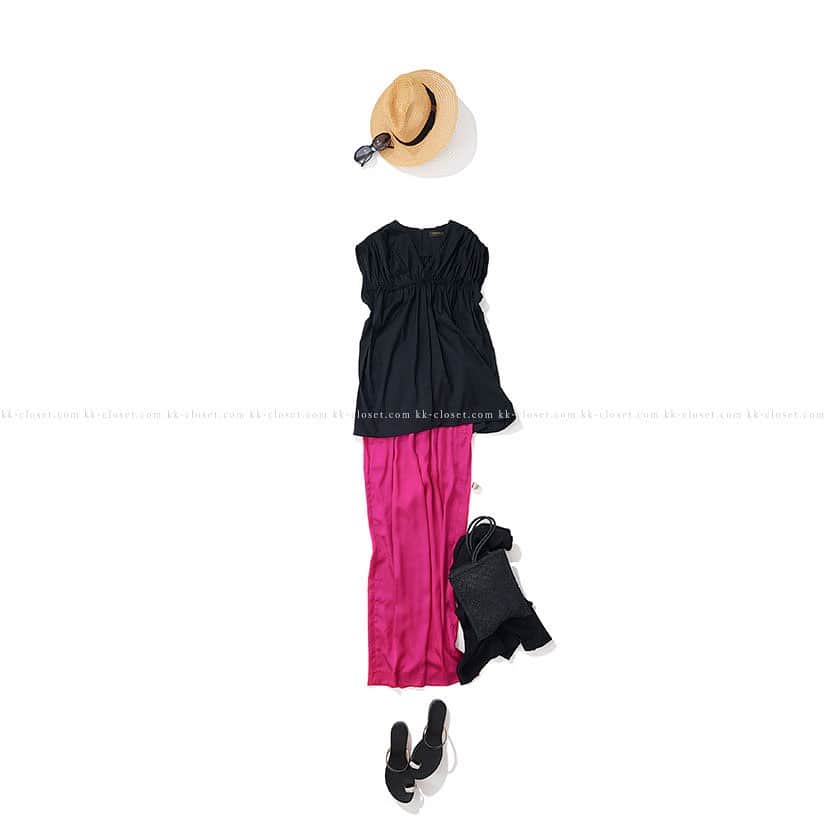 K.KSHOP_officialさんのインスタグラム写真 - (K.KSHOP_officialInstagram)「・ NEW♦️Coordinate  ・ 2023-08-29 ・ 暑さに負けない、Pink × Black ・ tops : #tomorrowlandcollection  #miran  outer : #johnsmedley pants :  #berwich accessory : #marascalise  bag : #swaraj shoes : #ilsandaloofcapri other : #pagani #grevi ・ #kkcloset #kkshop #菊池京子 #kyokokikuchi #coordinate #コーディネート #code #ootd #happy #follow #outfit #kotd #カジュアル #style #fashion #ファッション  #black #リング　#jewelry #pink #サテンパンツ」8月29日 13時34分 - k.kshop_official