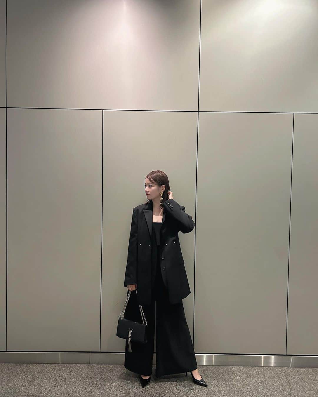 島田晴香のインスタグラム：「HARUNOBUMURATA(@harunobumurata ) 24ss collection  東京国立博物館 法隆寺宝物館  水辺のショーは吹き抜ける風、 水面に反射して映し出されるもう1つのショー  とても素敵な時間とエネルギーをもらえました💪🔥最高！！！  @harunobumurata  @harunobumurata1007」