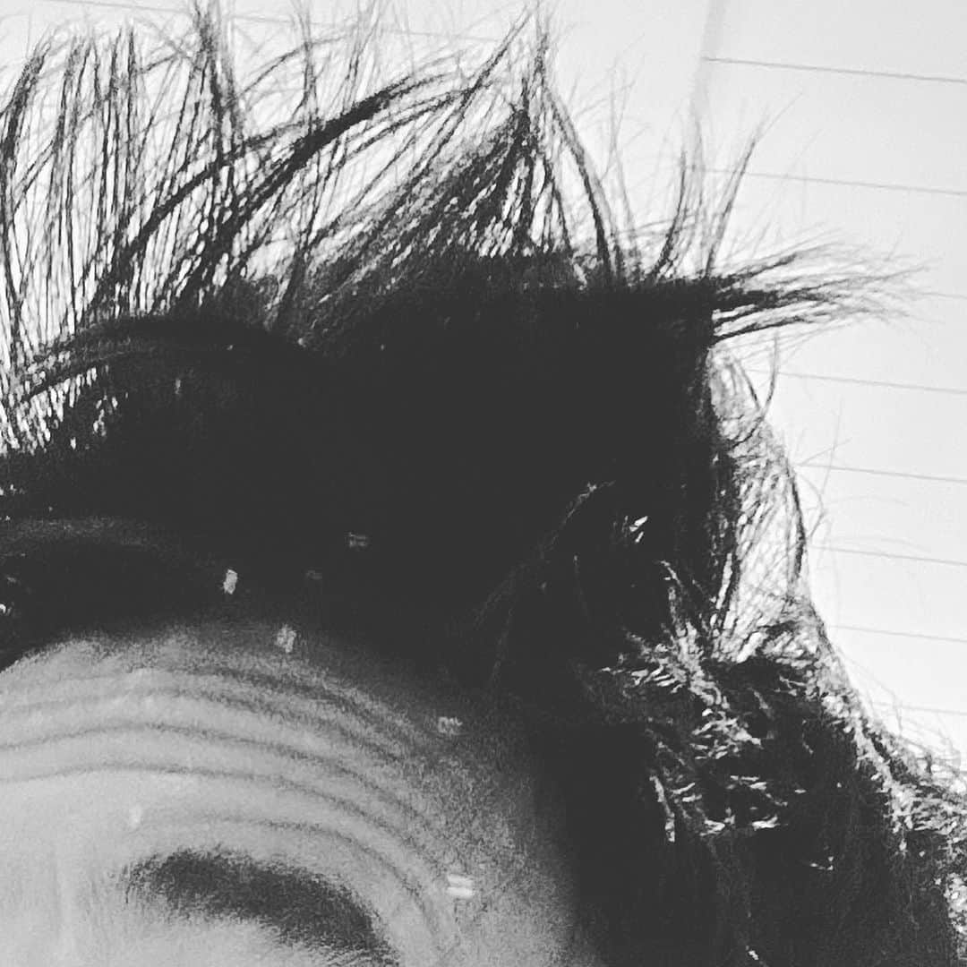マイク・シノダのインスタグラム：「For now.」