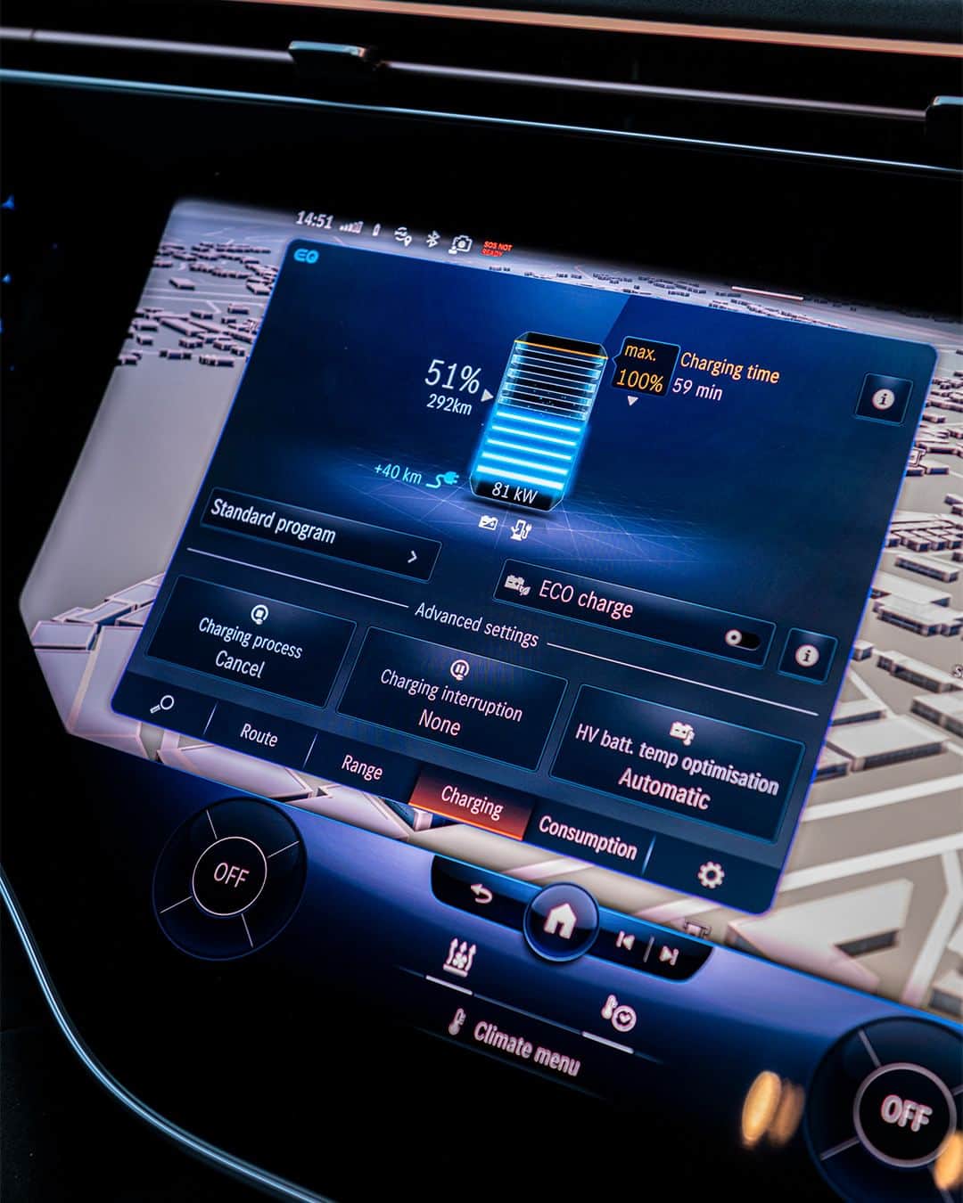 Mercedes-Benz Thailandさんのインスタグラム写真 - (Mercedes-Benz ThailandInstagram)「🔋⚡️ สุดยอดนวัตกรรมแห่งยานยนต์ไฟฟ้ากับ EQS 500 4MATIC AMG Premium ที่ดีไซน์เส้นสายการออกแบบภายใต้แนวคิด Sensual Purity ให้คุณโดดเด่นในทุกองศาการขับเคลื่อน พร้อมความจุแบตเตอรี่ 108.4 kWh กำลังสูงสุด 449 แรงม้า ทำให้วิ่งได้ไกลถึง 702 กิโลเมตร ต่อการชาร์จเต็ม 1 ครั้ง พร้อมออกเดินทางไปกับคุณได้ในทุกจุดมุ่งหมาย   *อุปกรณ์บางส่วนในภาพอาจแตกต่างจากที่จำหน่ายจริง โปรดตรวจสอบรายการอุปกรณ์ของรถยนต์แต่ละรุ่นที่ผู้จำหน่ายฯ อย่างเป็นทางการทั่วประเทศ​​  #EQS #MercedesBenz #MercedesBenzThailand」8月29日 13時00分 - mercedesbenzthailand