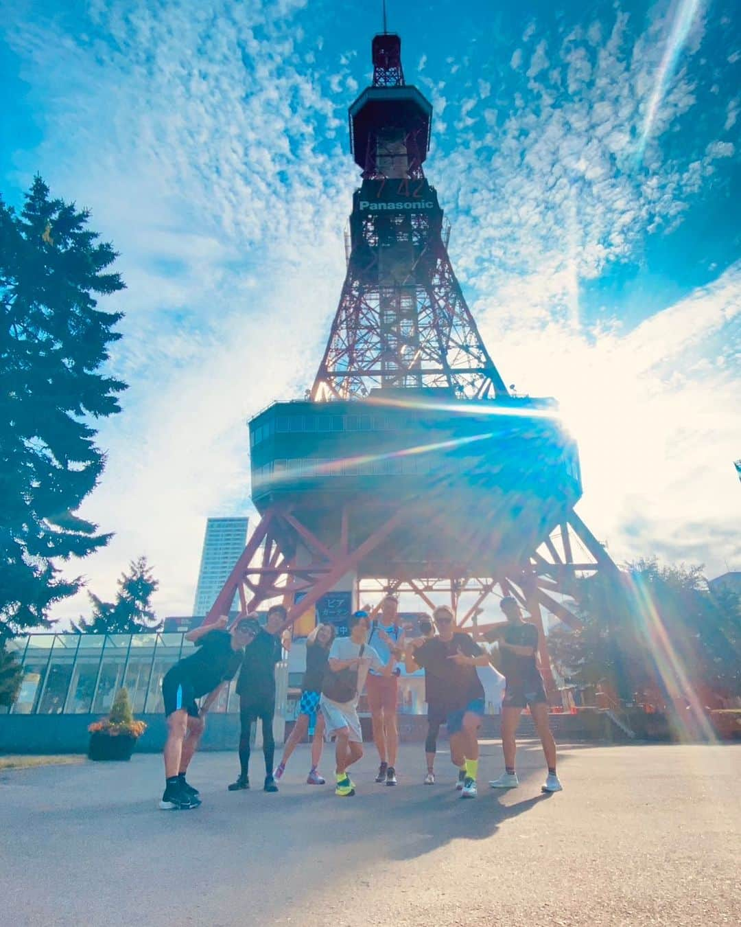 竹本カズキのインスタグラム：「頑張った次の日の朝は清々しい☀️ そんな1枚🤳  #北海道マラソン2023 #楽しく走る #マラソン男子 #翌日朝ラン #ランニング変態への入り口」