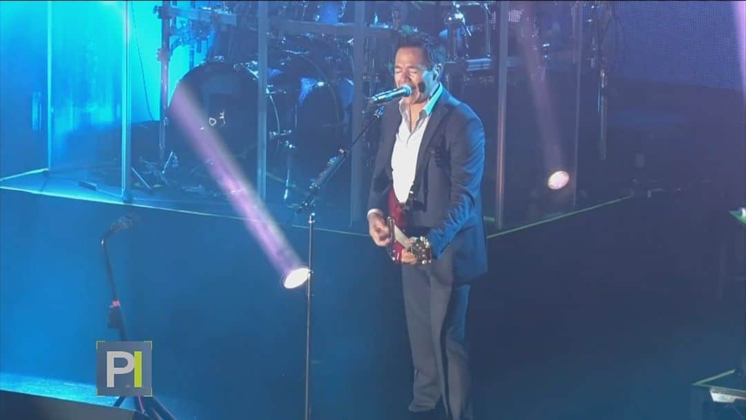 のインスタグラム：「🎶 Tras casi medio siglo de trayectoria artística, los miembros del grupo 'Los Temerarios' anuncian su separación.   📺 Más en #PrimerImpacto a las 5pm/ 4C por @univision」