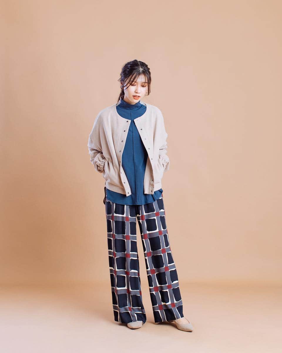 M2companyのインスタグラム：「《pareatsu》  【BASE】 https://pareatsu.base.ec  #pareatsu #パレアッツ #m2company #エムツーカンパニー #2023AW #新作秋物 #秋物 #スウェット #カーディガン #プルオーバー #おしゃれさんと繋がりたい  #ciao_varano」
