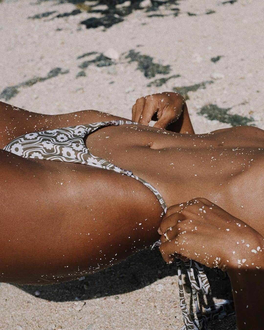 ACACIA SWIMWEARのインスタグラム：「@leagoeson seen in our Lauie Bottom + Cannons Top in Zinnia 〰️   / for @gypsy_beach」