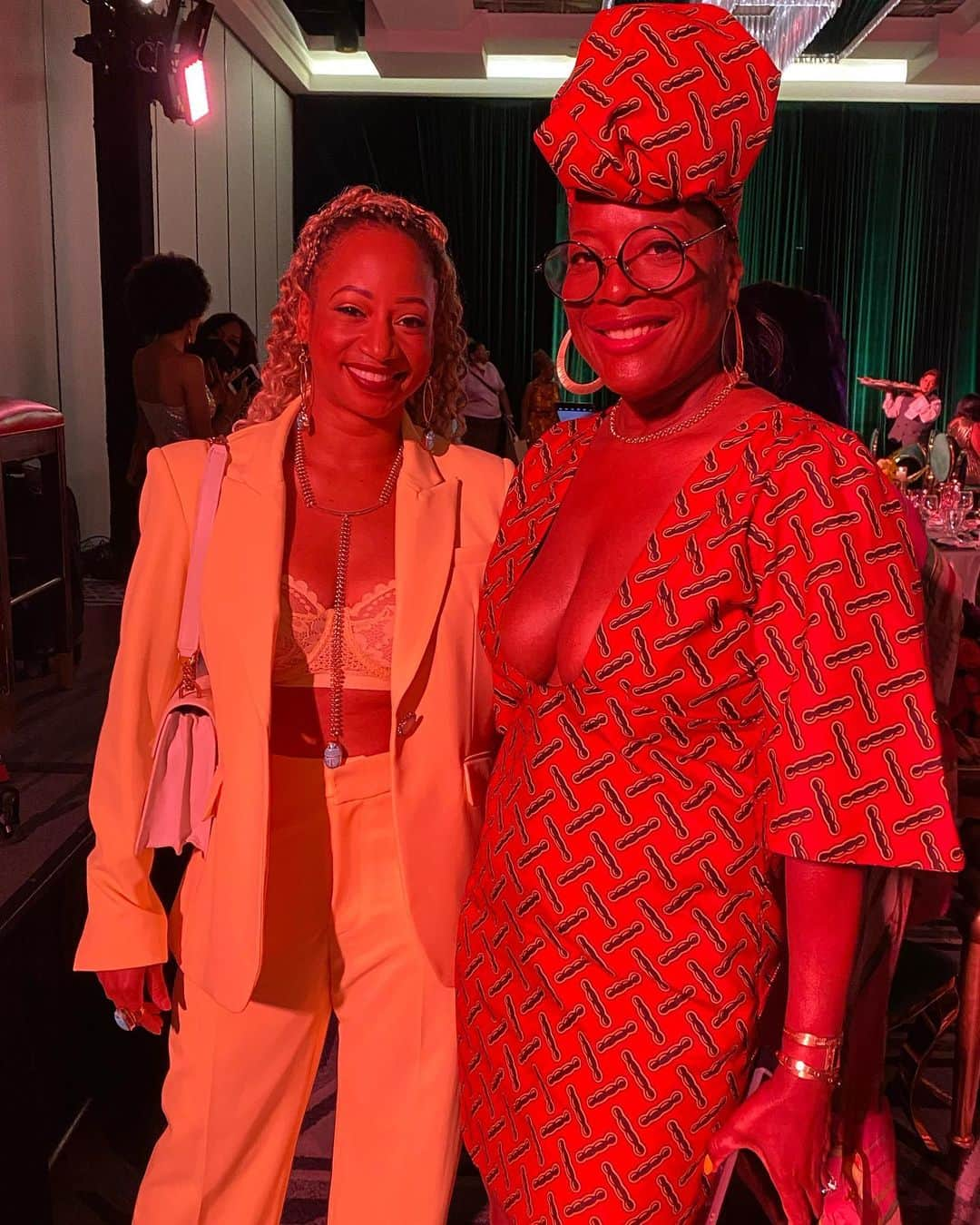 モニーク・コールマンさんのインスタグラム写真 - (モニーク・コールマンInstagram)「The 6th Annual @heirsofafrika #InternationalWomenofPower awards luncheon was a blessing to everyone who attended!!! We laughed, we cried, we danced, and we healed! We celebrated and adjusted each others crowns so that we can continue to go out into the world and spread more love and light!   Bless you @koshiemills for casting this incredible vision and seeing it through year after year ✨👑 Thank you to @blackradiancebeauty for keeping us looking fresh throughout the day! And I’m sending so much to all the QUEENS who were in the room & those around the world! See you next year 👑✨👊🏾  Fit Details:  👗@rebeccacrewsofficial @elselingerie  💎@atranova_by_sheilab  🙏🏾 @maisonpriveepr_la」8月29日 8時50分 - _moniquecoleman