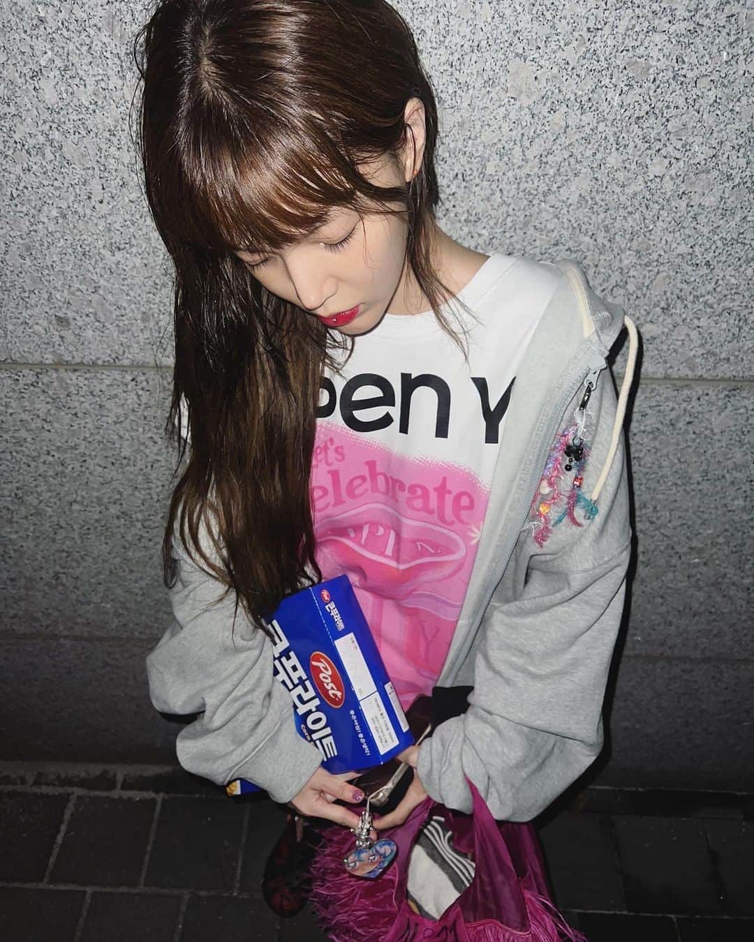 のインスタグラム：「🩶🎀🩶🎀🩶🎀」