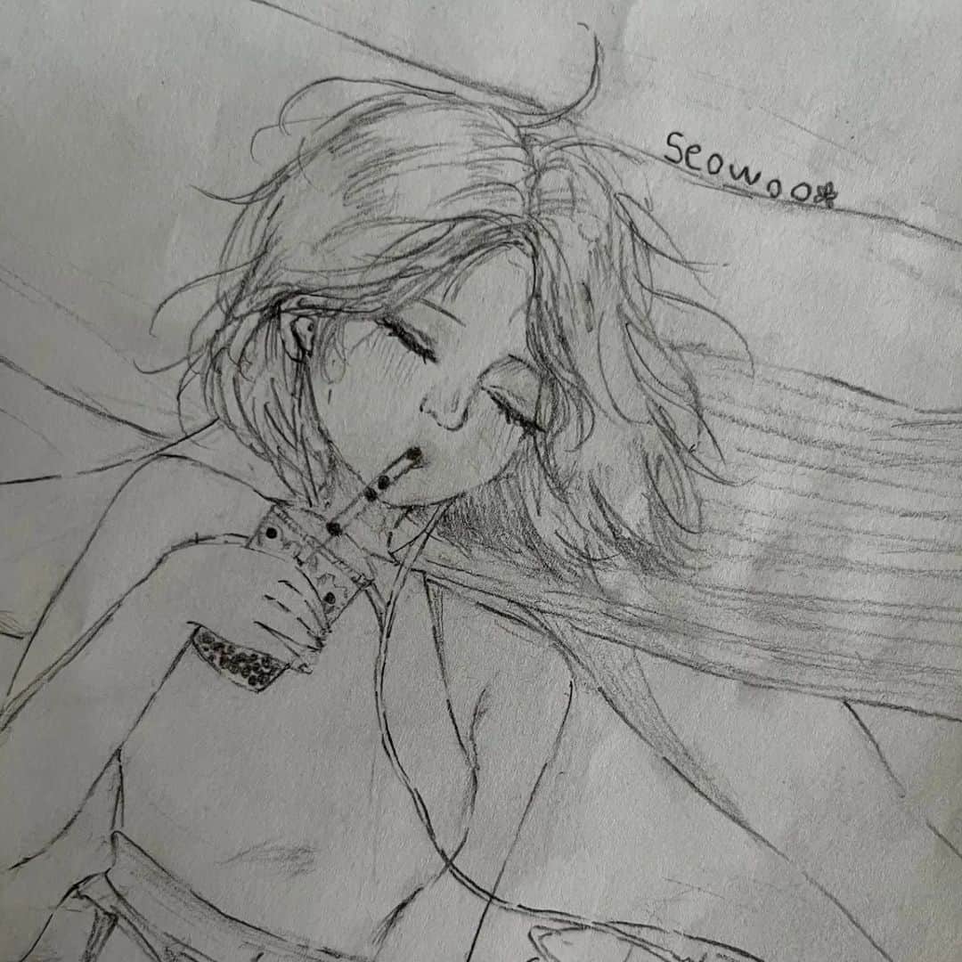 のインスタグラム：「by #서우공주_ 🤍🖤」