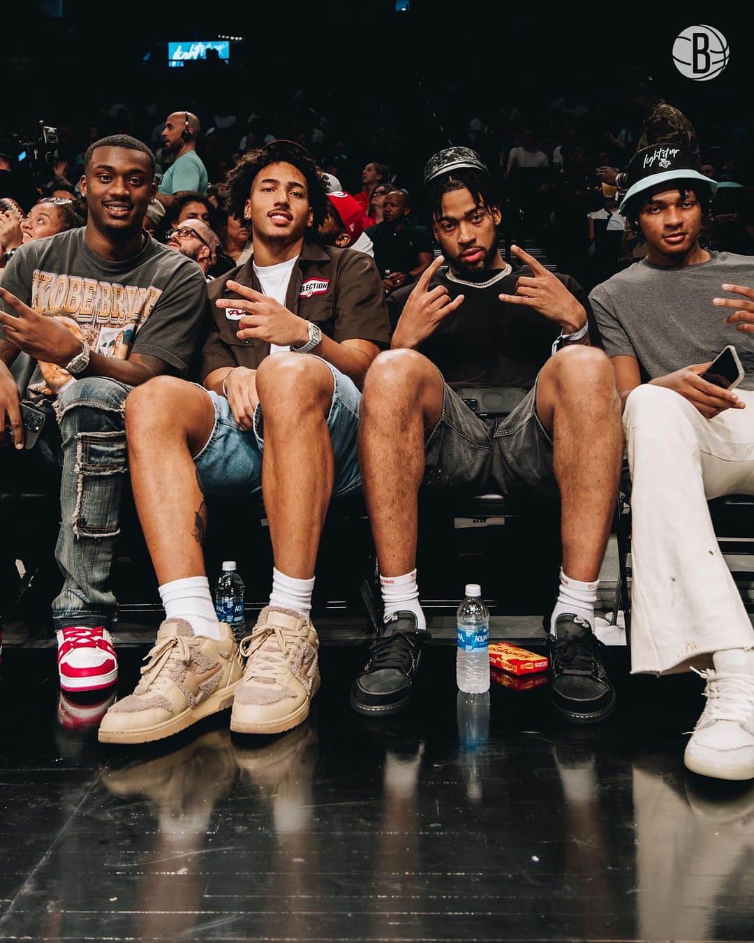 Brooklyn Netsさんのインスタグラム写真 - (Brooklyn NetsInstagram)「Squad pulled up to catch the @nyliberty W 👏」8月29日 11時24分 - brooklynnets
