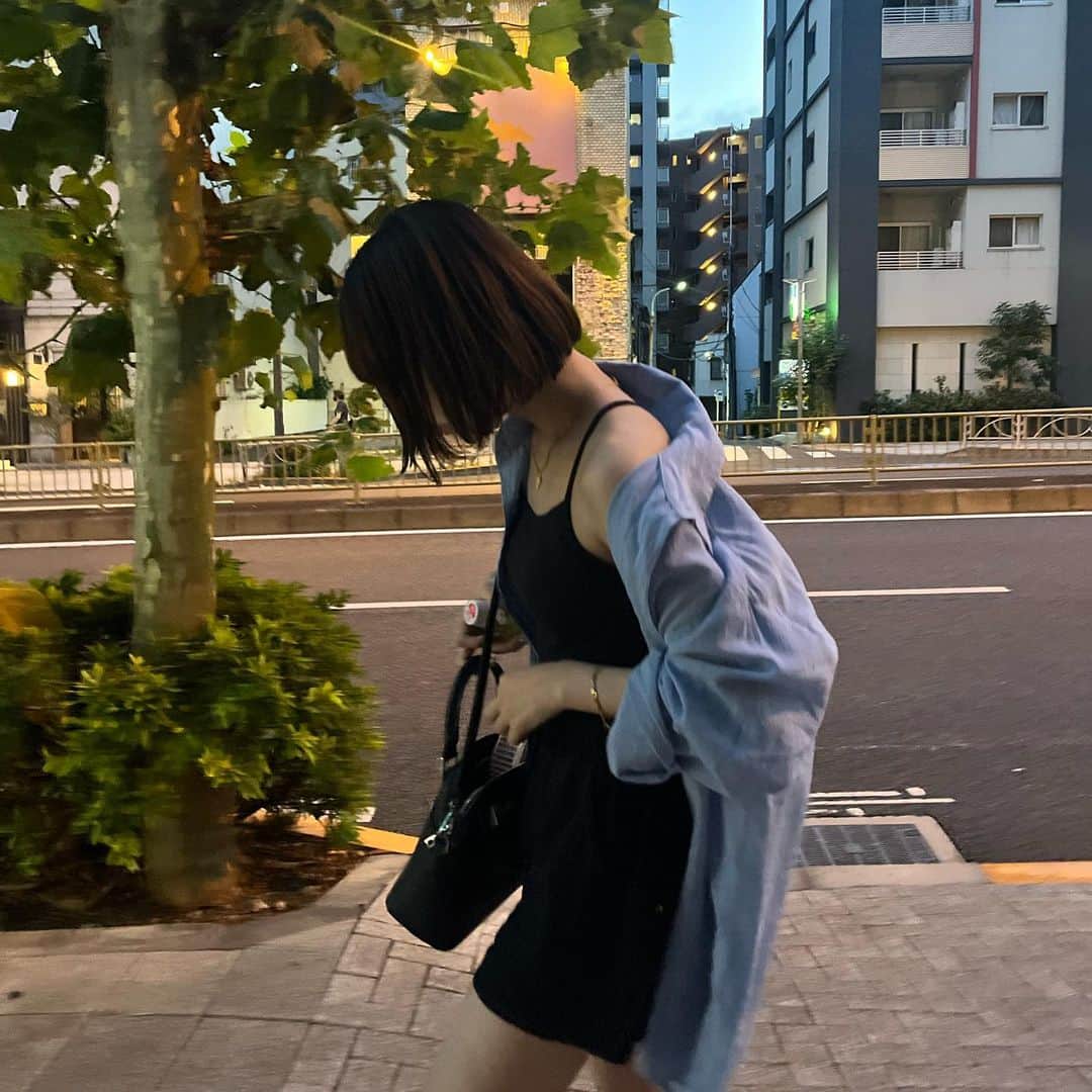 鈴木彩夏のインスタグラム：「💙🌱  , , , #instagram #fyp #fypシ #ボブ」