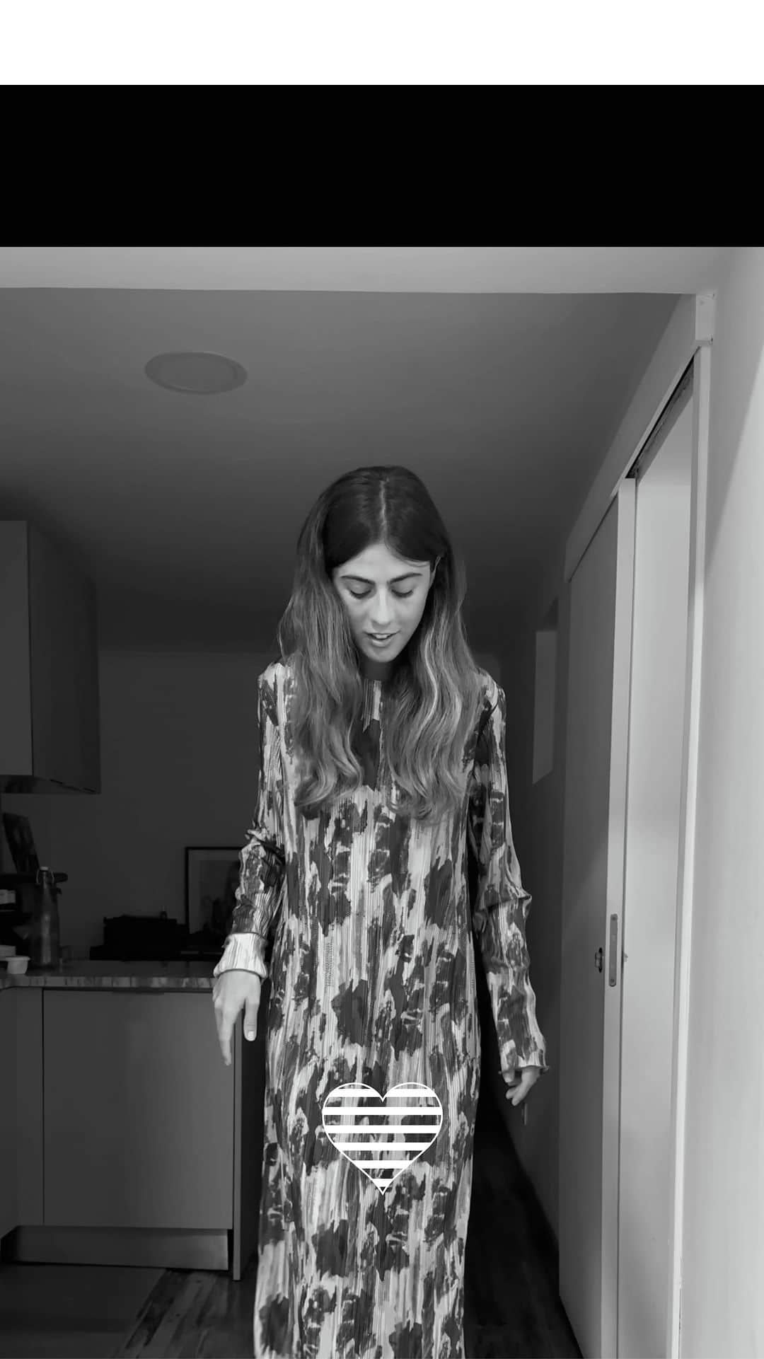 マッツノーガードのインスタグラム：「@vicmontanari styling our Beate Dress.   Shop now at madsnorgaard.com.  #madsnorgaard」