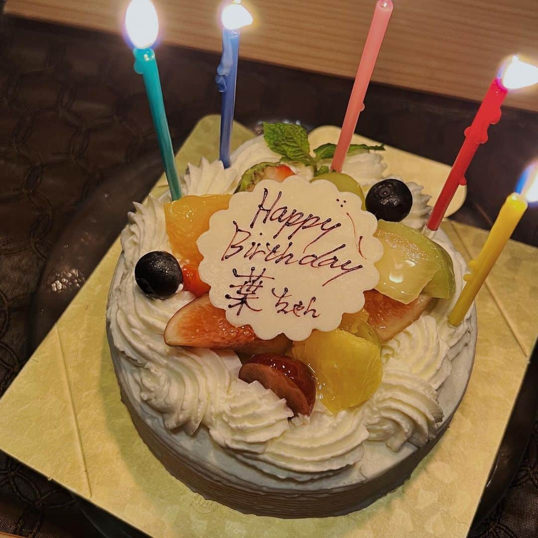 宮崎葉のインスタグラム：「誕生日🎂🎂🎂🎂🎂🎂🎂🎂🎂🎂🎂🎂🎂🎂🎂🎂🎂🎂🎂🎂🎂🎂🎂🎂🎂🎂🎂🎂🎂🥺 8/29」