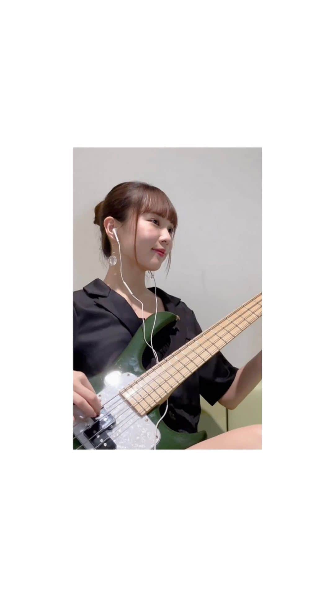 MINAのインスタグラム：「Tell me🩶 I played the bass:) いつも聴いてくれてありがとう🥰」