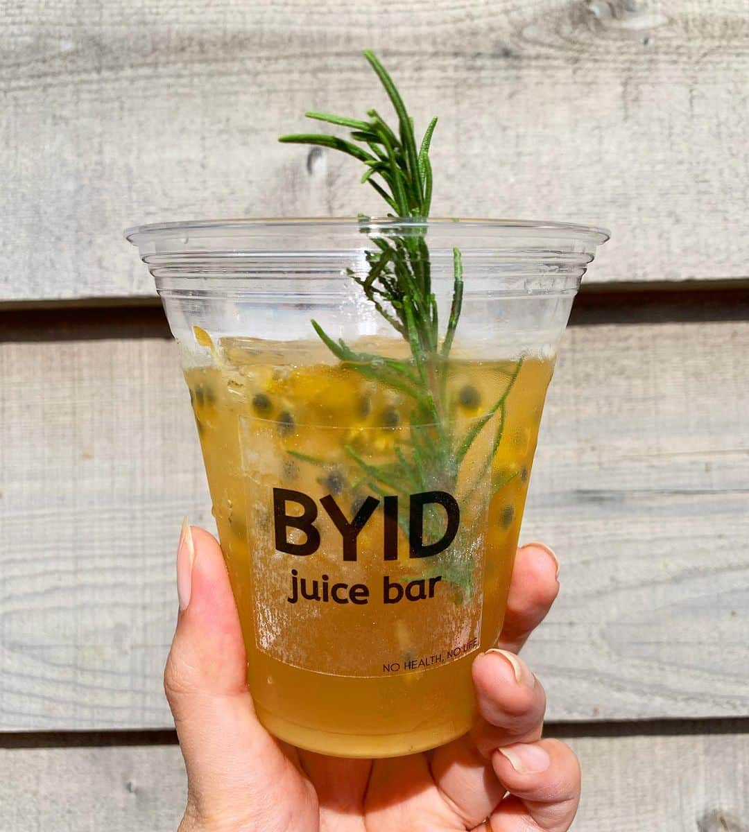 黒木桃子さんのインスタグラム写真 - (黒木桃子Instagram)「📍BYID juice bar / 宮古島 Miyako island ...