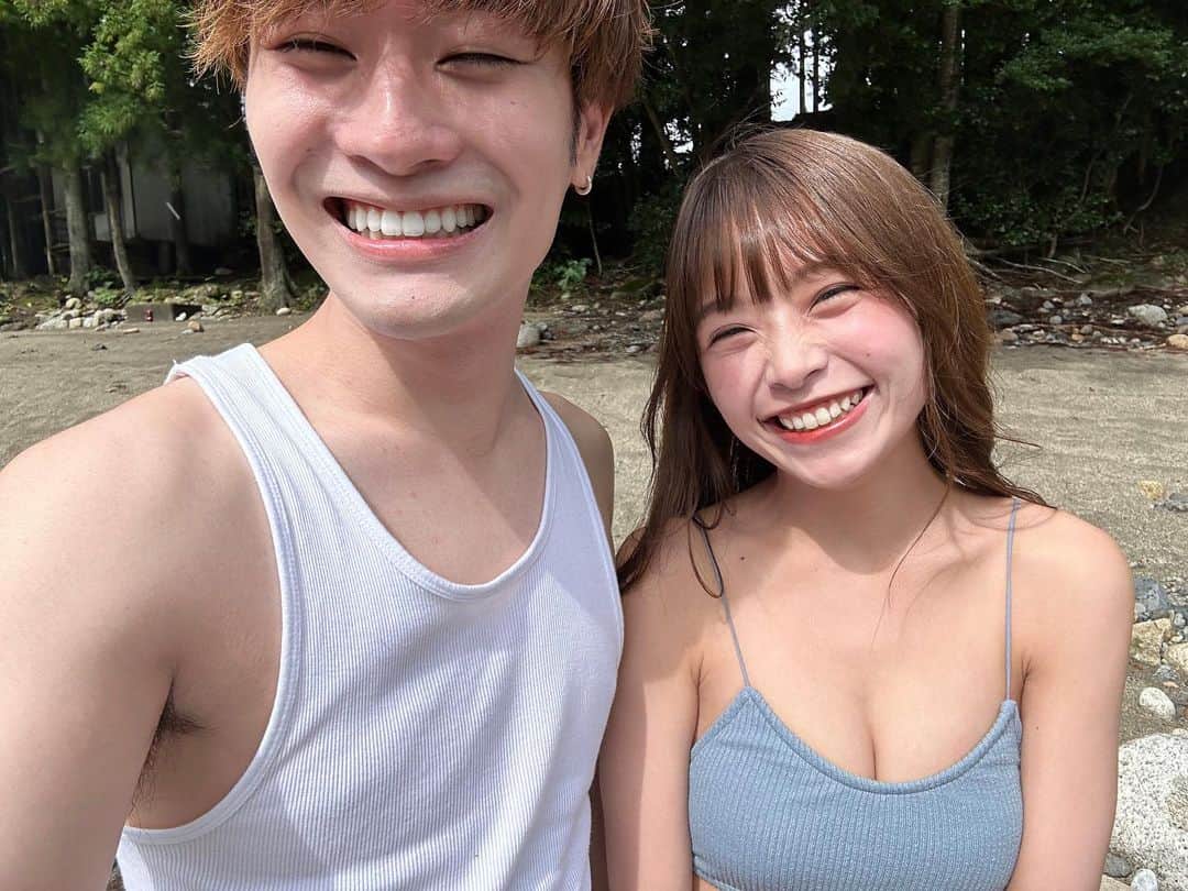 えいしさんのインスタグラム写真 - (えいしInstagram)「咲奈と夏らしいことしてきた！咲奈の水着可愛すぎてずっと見惚れてたよ🐻‍❄️🩵」8月29日 21時44分 - eishi_37