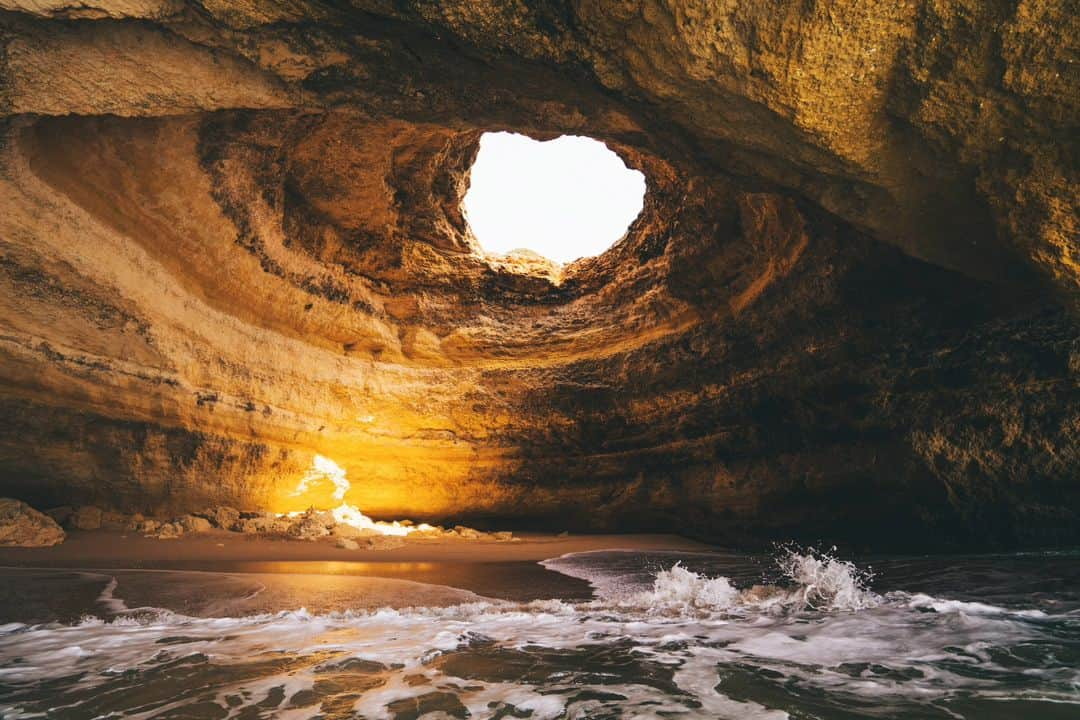 福田洋昭さんのインスタグラム写真 - (福田洋昭Instagram)「These are some of my favorite places on Earth 🌍  As far back as I can remember, from the moment I picked up a camera and took my first photo, I've been using @lightroom to bring my images to life. Since earlier this year, I couldn't be happier to serve as one of their ambassadors. So, I thought, what better opportunity to be re-inspired than by sharing the moments that have led me to where I am today.  I'm grateful for everyone who has stuck around and followed my journey.  More to come... Edited with @lightroom #LightroomAmbassador #AdobePartner"  India, Vietnam, Canada, Jordan, Turkey, Norway, Portugal, Iceland, Sweden」8月29日 22時09分 - hirozzzz