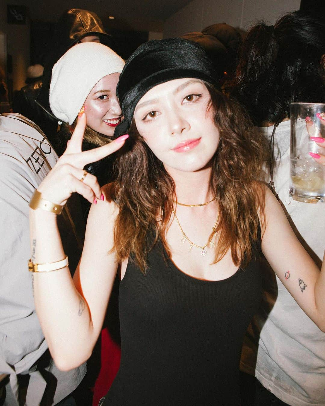 東京DANDYさんのインスタグラム写真 - (東京DANDYInstagram)「More from Verdy x Bud wasted night some stilled on tokyodandy.com. (Can’t believe some kid photo bombed my moment with Petz)   And happy birthday @420horsepower 🎈」8月29日 22時26分 - tokyodandy