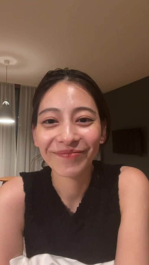 貴田理沙のインスタグラム：「久しぶり雑談😮🥂✊」