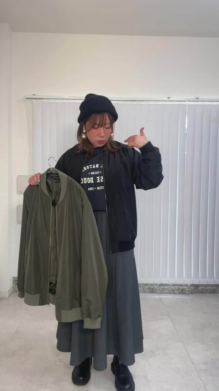おかだゆりのインスタグラム：「▼8/29ライブアーカイブ .  8月30日(水) 全国のファッションセンターしまむらで発売の  OKYMA1ブルゾン68 のサンプルが届いたのでご紹介🎵  ☑️このアイテムのみ店頭にLLがありません ☑️金額の記載が2,189(税込)となっていますが2,420円(税込)が正しいです。申し訳ありません  .  MA-1ほんとに可愛いし 使える子なのでおすすめだよ٩(ˊᗜˋ*)و  . . .  #pr #しまむら #しまむら購入品 #しまむらパトロール #しまパト #大きいサイズ #着痩せ #着痩せコーデ #細見え #155cmコーデ #ma1 #着まわし #カジュアルコーデ #大人カジュアル #プチプラコーデ #しまむらおかだゆり #おかだまさし」