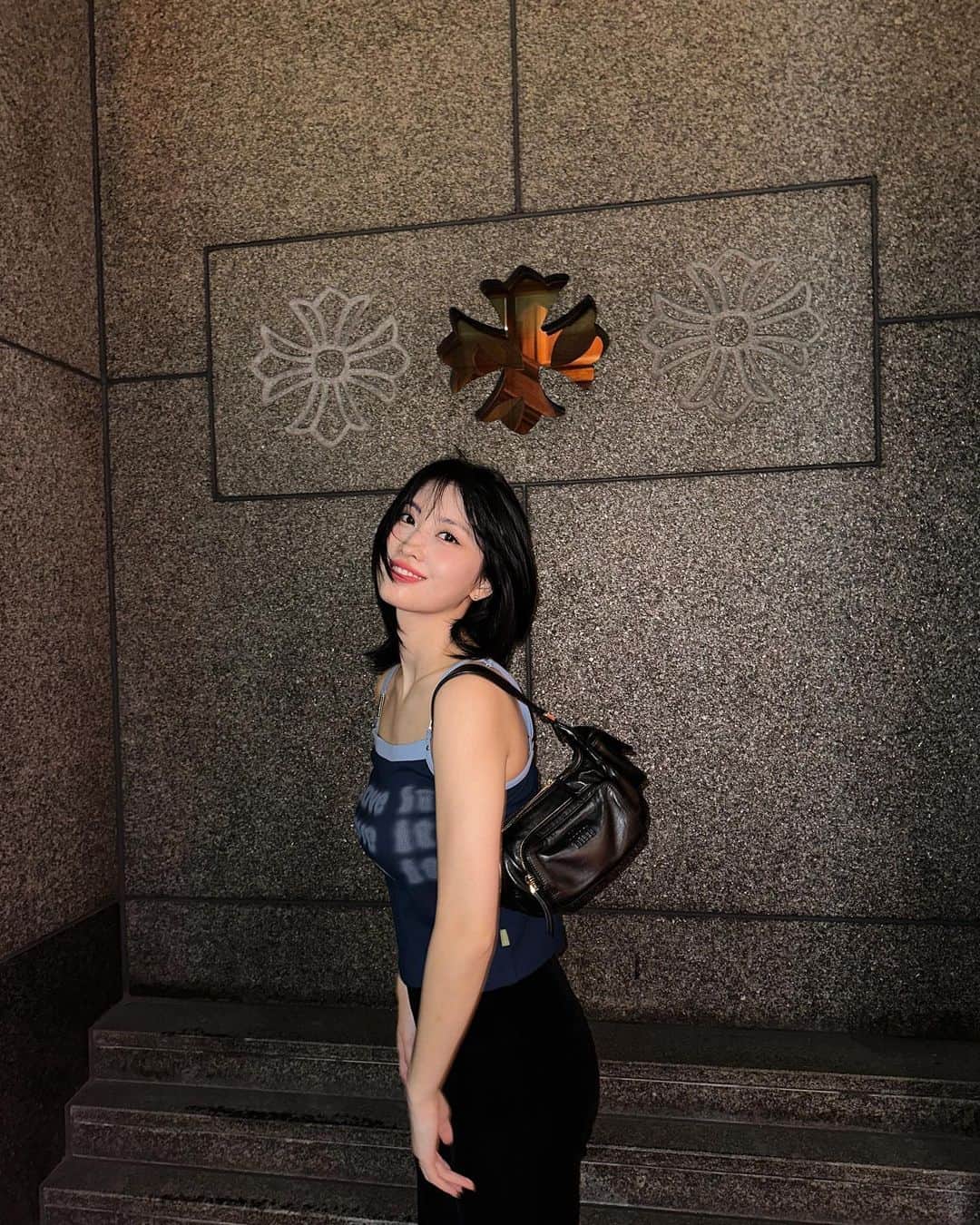 もものインスタグラム：「사진 많이🩶」