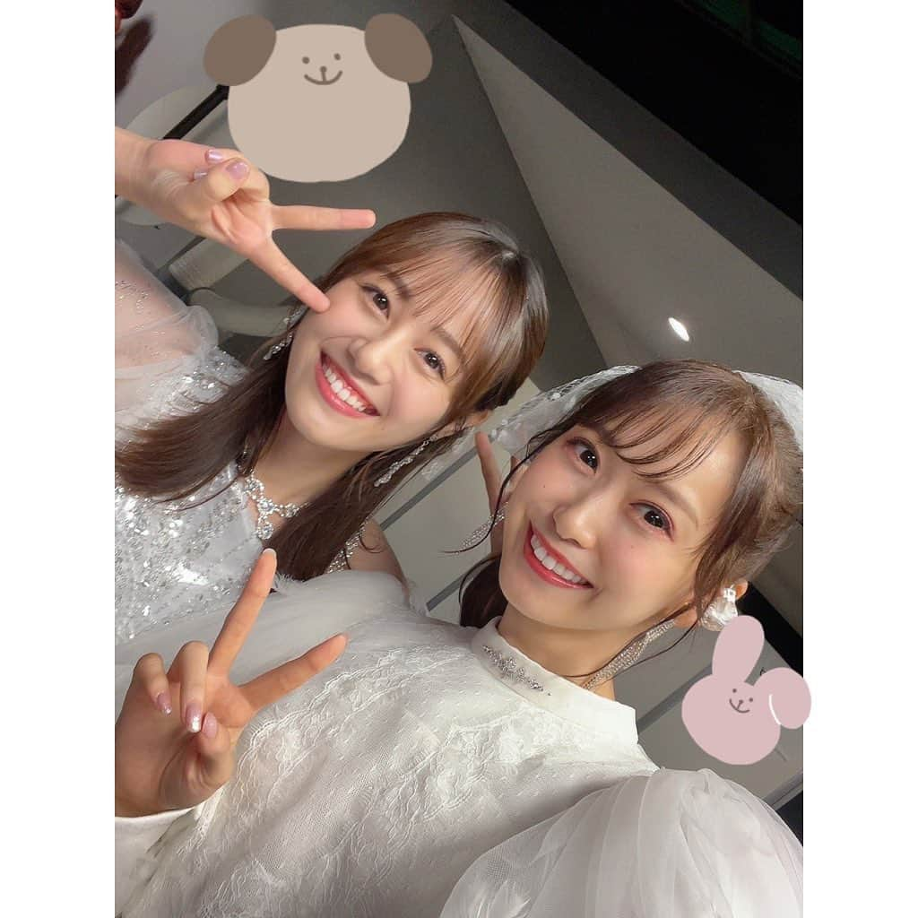 伊藤美来さんのインスタグラム写真 - (伊藤美来Instagram)「🔥  アニサマの思い出☺︎  #みくです☺︎ #anisama #芹澤優　ちゃん #MyGO ちゃん #ASCA さん #東山奈央 さん #halca さん #村上まなつ ちゃん #花澤香菜 さん #大西亜玖璃 ちゃん #鬼頭明里 ちゃん #小倉唯 さん」8月29日 15時18分 - itomiku_official