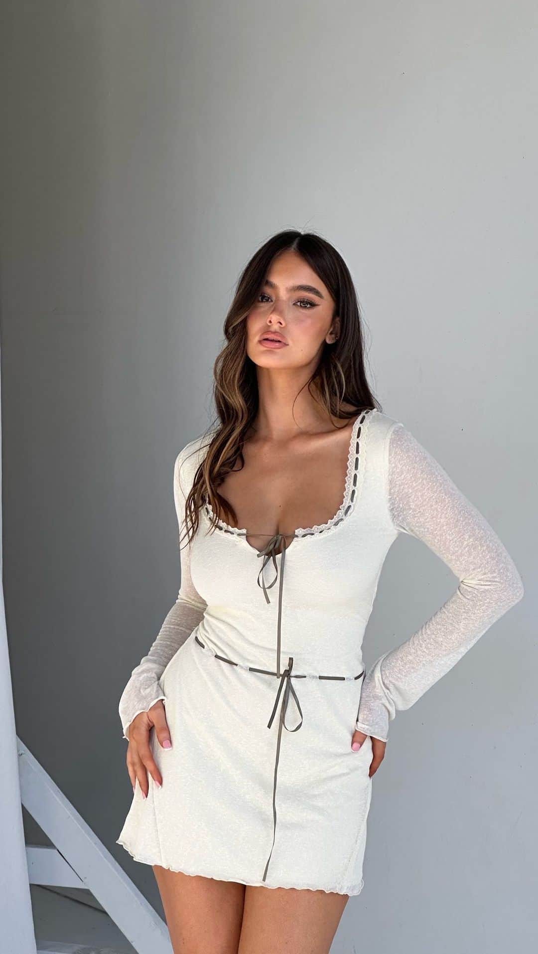 tiger Mistのインスタグラム：「The perfect fit in the Aminah Dress. ❥ Tap to shop!」