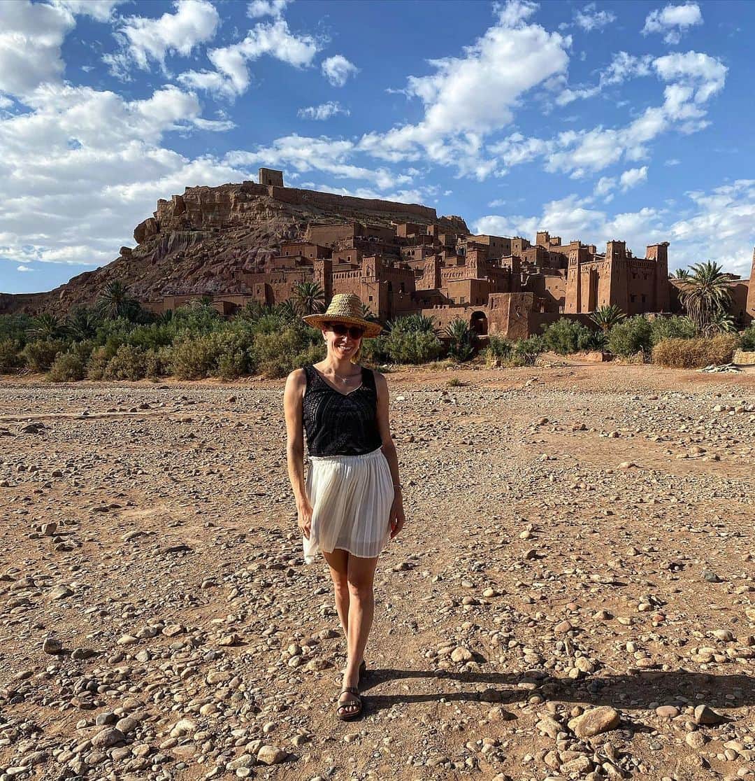 マリー・ギャヨのインスタグラム：「Let’s go to a #Morocco road trip」