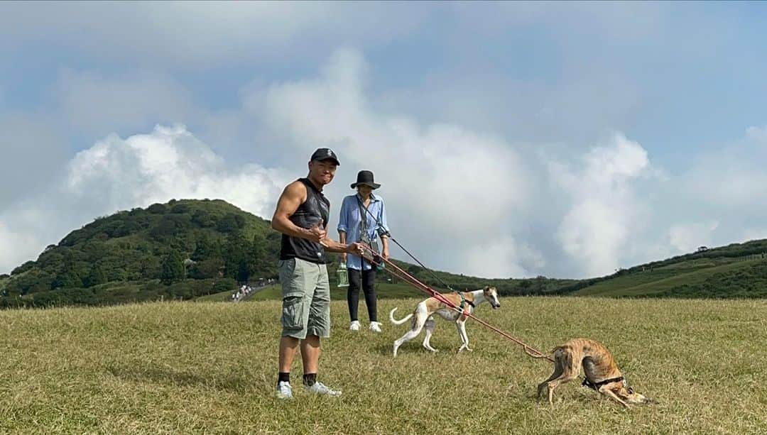 エディ・ポンさんのインスタグラム写真 - (エディ・ポンInstagram)「🥾 🥾 🏔️ 🏔️」8月29日 17時47分 - yuyanpeng