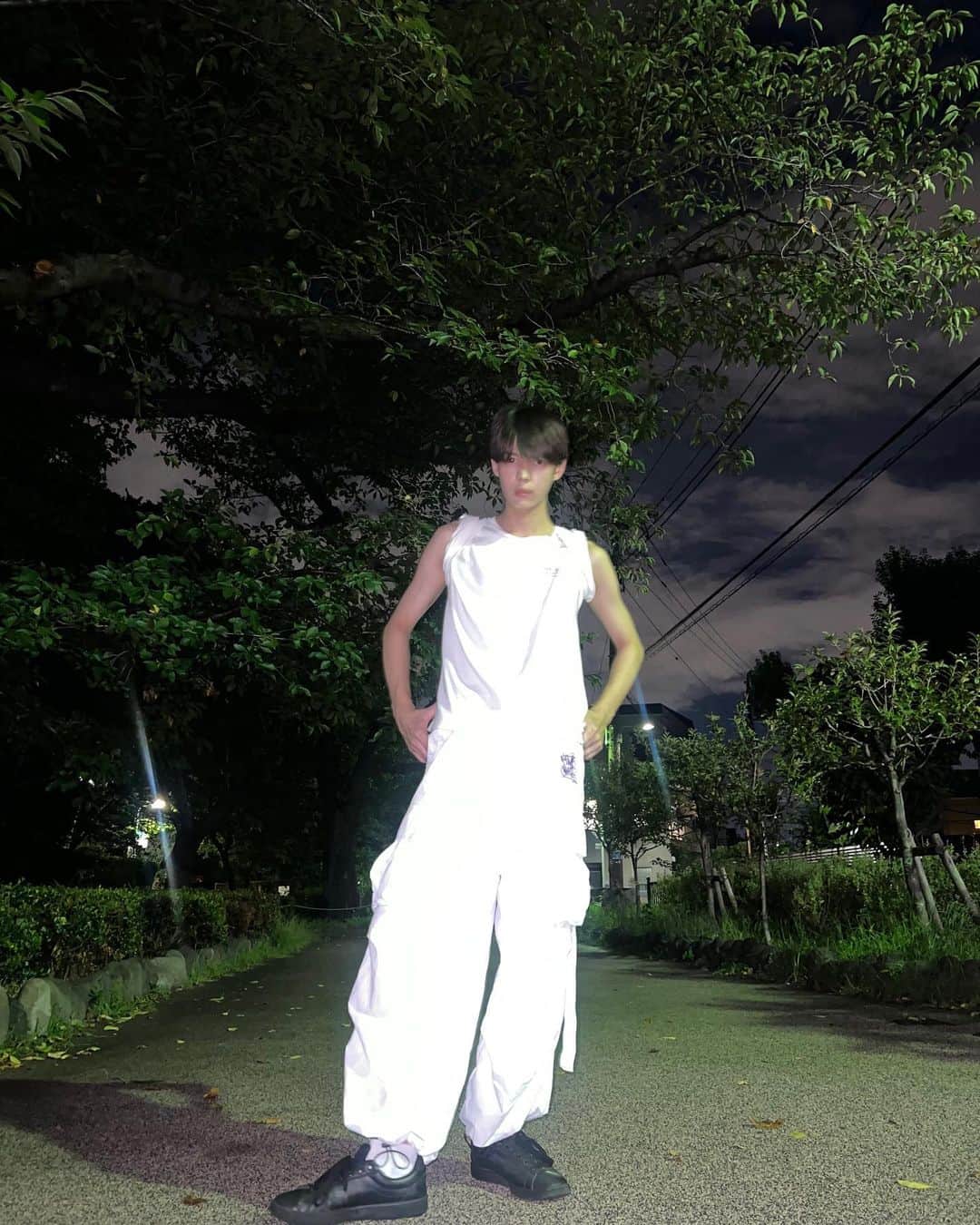 石川悠人さんのインスタグラム写真 - (石川悠人Instagram)「こんな服装好き?  White dance outfit💃 ・ ・ ・ #whitecoordinate」8月29日 17時56分 - hitoharu_0319