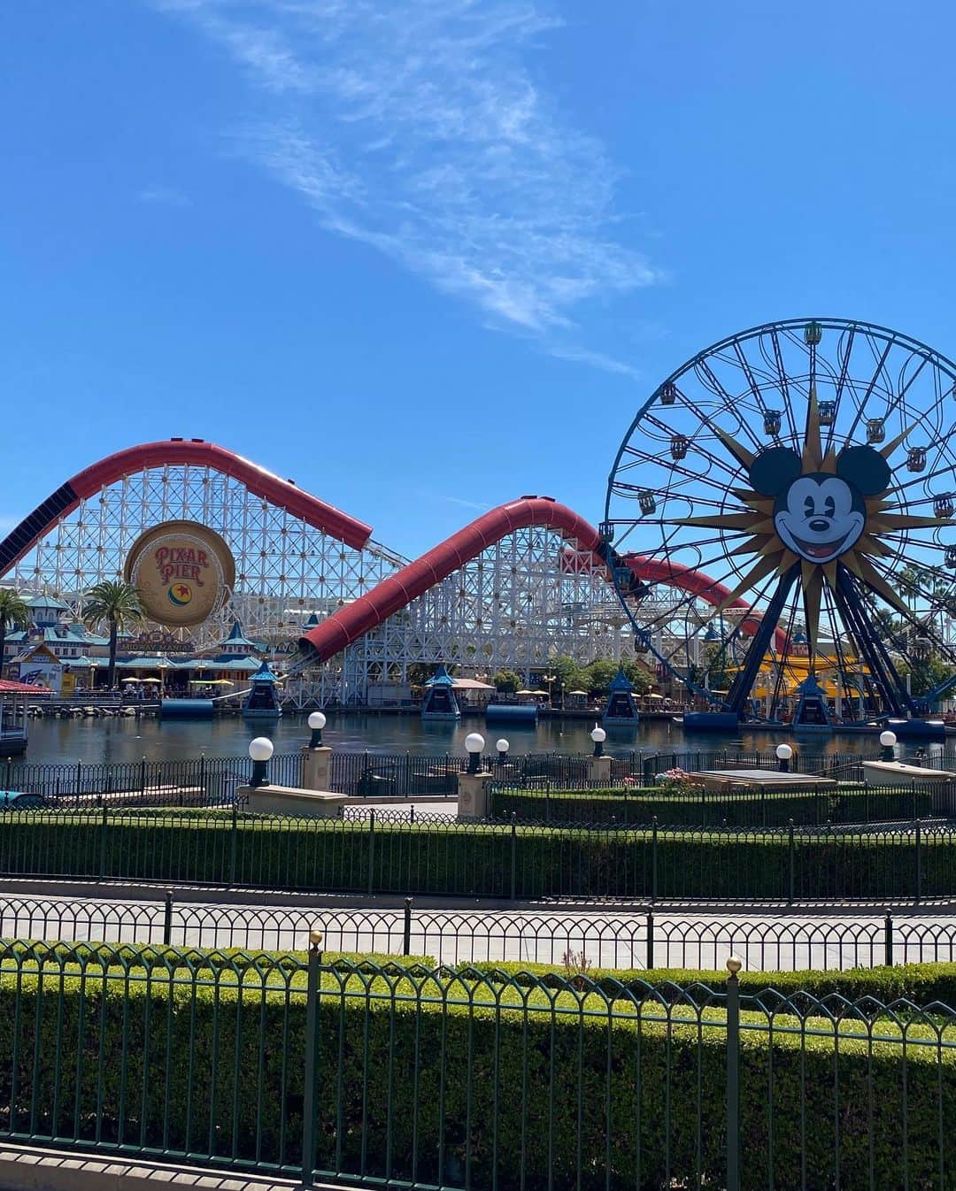 笠原秀幸さんのインスタグラム写真 - (笠原秀幸Instagram)「夏の思い出🍕  #losangeles  #santamonicapier🎡  #disneycaliforniaadventure  #turtles」8月29日 18時39分 - kasahara_rarara