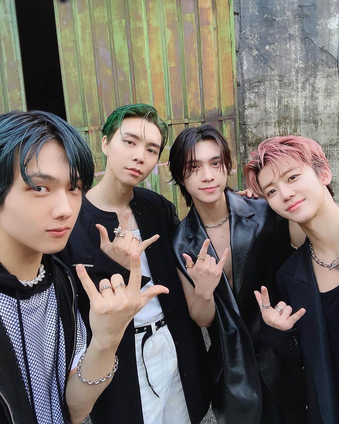 NCTさんのインスタグラム写真 - (NCTInstagram)「🫰🐹🐱🦄🐰🫶  #NCT #GoldenAge #NCT_GoldenAge #NCT127 #NCTDREAM #WayV #NCT_DOJAEJUNG #NCTU」8月29日 18時44分 - nct