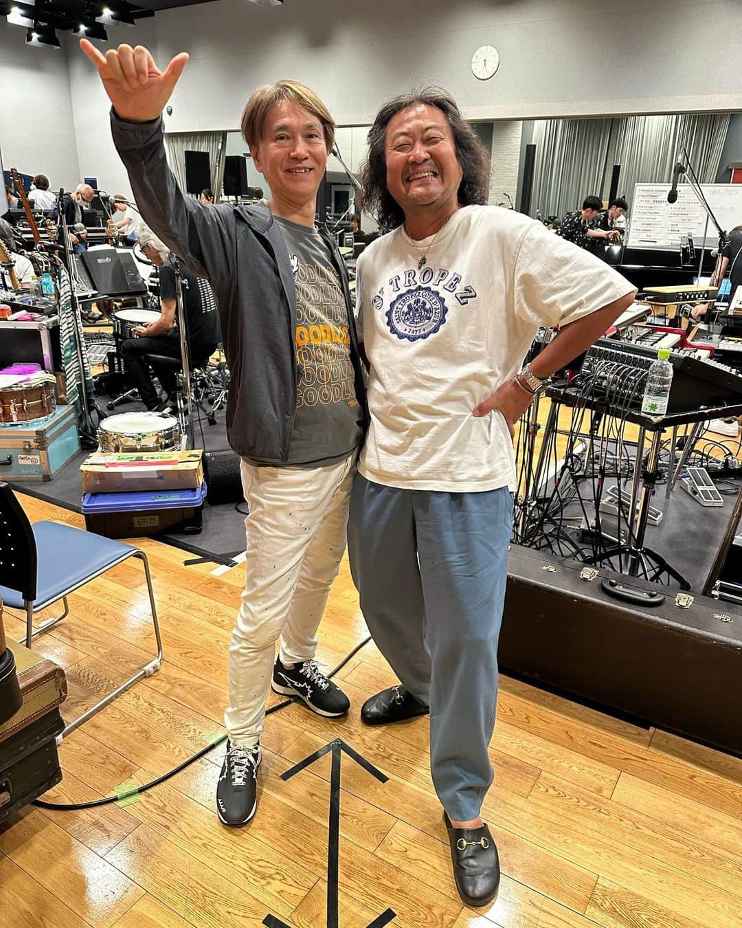 葉加瀬太郎のインスタグラム：「葉加瀬太郎コンサートツアー2023 THE SHOW TIMEのリハーサルDAY2🎻 いい感じで〜す✌️ 明日もガンバルンバ！  #葉加瀬太郎 #葉加瀬太郎コンサートツアー2023 #THE SHOW TIME」