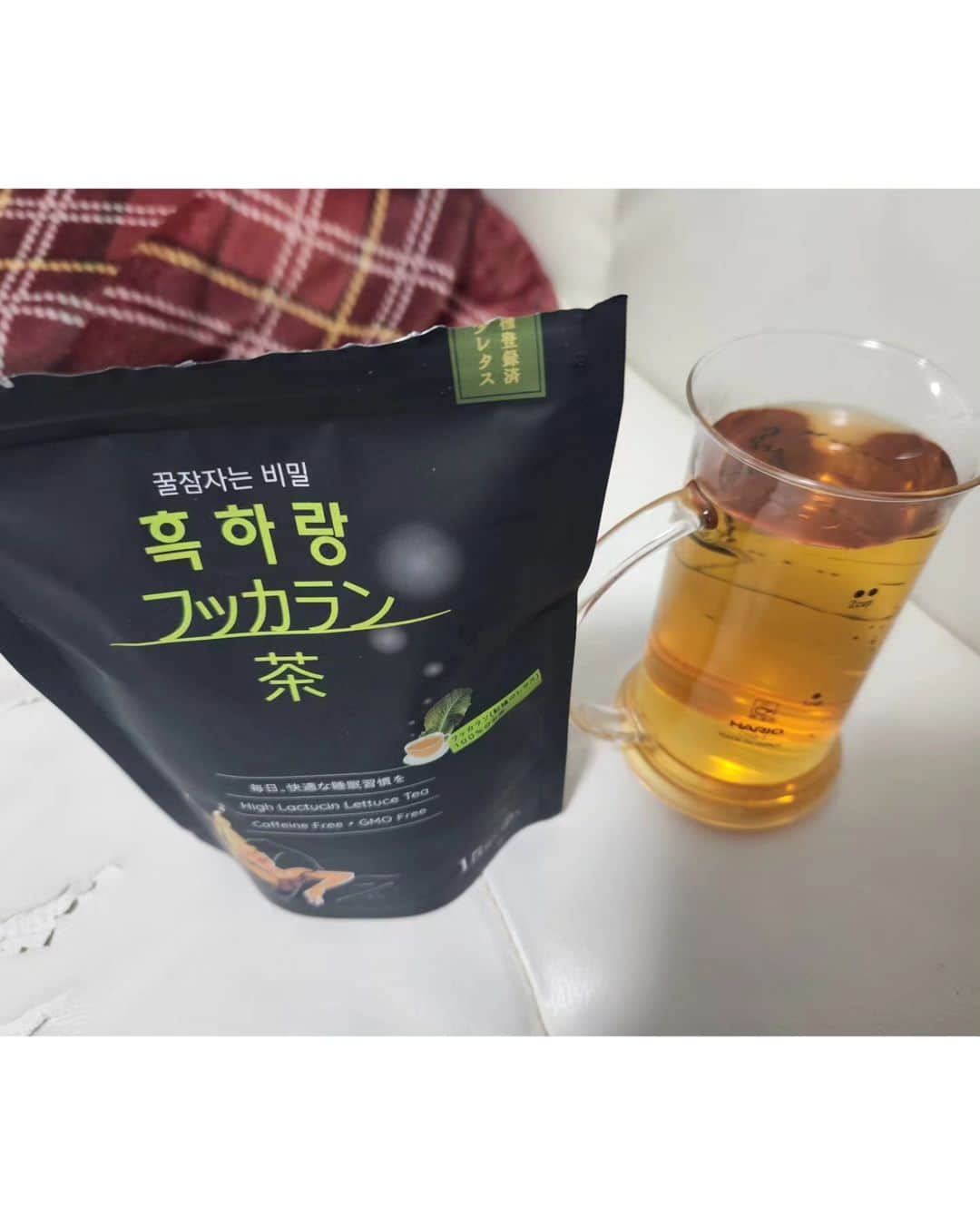 彩乃美希さんのインスタグラム写真 - (彩乃美希Instagram)「フッカラン茶は韓国で話題の 新種サンチュのみでできたお茶です！ サンチュはレタスの一種で レタスに含まれる様々な栄養成分に注目し、その成分を高めた新種レタスが韓国で開発されました。 それがフッカランレタスなんだって！(^^)/ 優しいお茶の味がして ほっとできるところが好きです！ 体にも優しいのでみなさんも 試してみてね✨  PR @hukkaran_jp #フッカラン茶 #健康茶 #韓国茶 #韓国流行 #睡眠習慣 #レタス茶 #サンチュ #韓国料理 #お休み前に」8月29日 18時54分 - ayanotan1127