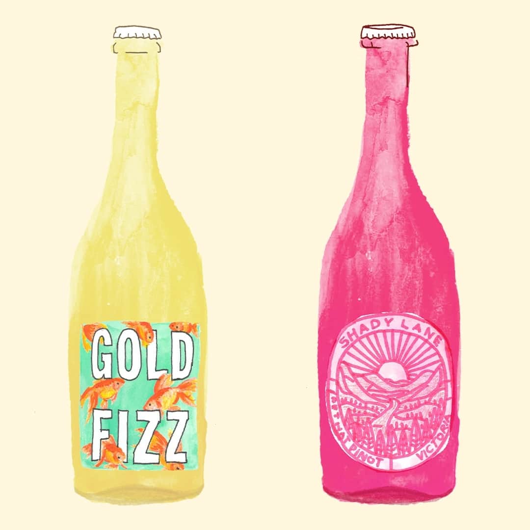 のインスタグラム：「natty wine is really having its moment. every bar, bottle shop and millennial's top shelf of the fridge is stocked with the stuff. so, what's all the fizz about? ⁠ ⁠ in issue 115, we set jack vening and wendy syfret the task of being wine snobs for a day in search of the most delicious natural drops. so next time you're staring into the abyss of natural wines at the bottle-o, make sure you've got a copy of frankie 115 tucked under your arm. get yours from your local supermarket or newsagent today. ⁠ ⁠ illustrations by @alicebuda_」