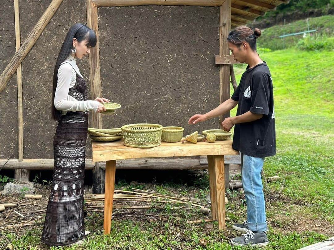 樫野有香さんのインスタグラム写真 - (樫野有香Instagram)「🎋  Casa Brutus 9月号  青竹細工  @tikuyu_89  @casabrutus  @mamekurogouchi  #casabrutus  #青竹細工tikuyu  #prfm  #mamekurogouchi」8月29日 19時32分 - kashiyuka.prfm_p000003