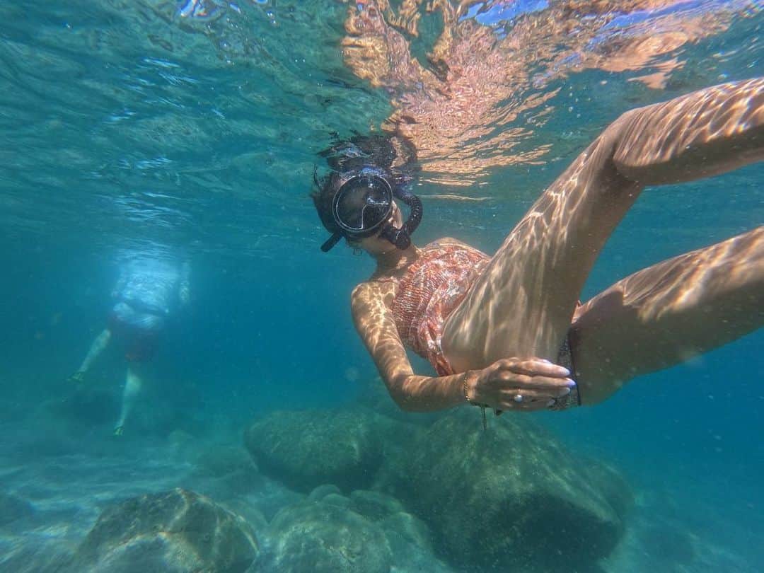 堀舞紀さんのインスタグラム写真 - (堀舞紀Instagram)「🤿🐠!!!  #underwater  #透明度 #japantravel  #僕らの夏休み2023 #naturephotography  #nature 🌍 #sealife」8月29日 20時02分 - mainohori
