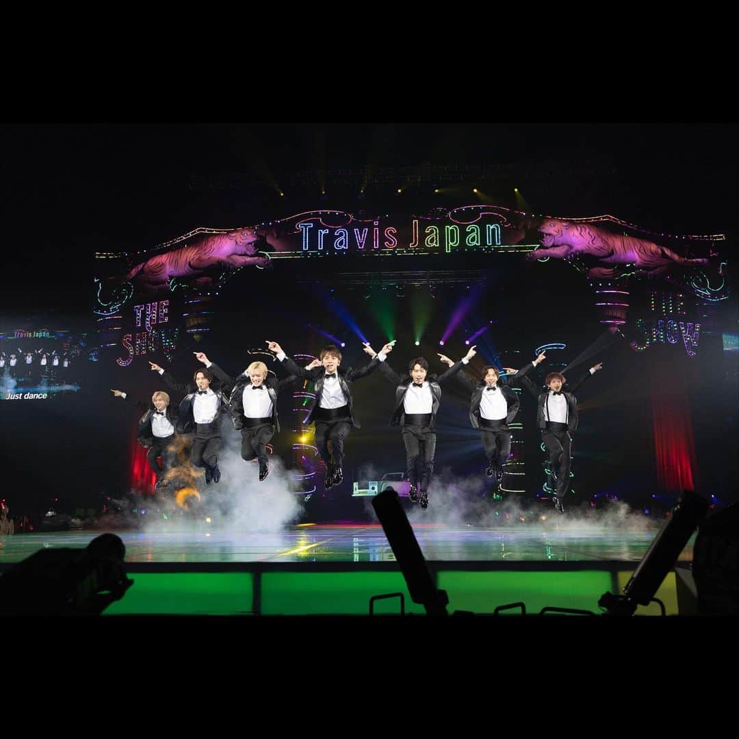 Travis Japan（トラジャ）さんのインスタグラム写真 - (Travis Japan（トラジャ）Instagram)「⁡ ⁡ Travis Japan Debut Concert 2023 THE SHOW〜ただいま、おかえり〜 ⁡ Live Blu-ray & DVD 2023.8.30 Release ⁡ #宮近海斗 #Chaka  ⁡ #THESHOW #DebutConcert2023 ⁡ #TJgram #WorldwideTJ #Johnnys #TravisJapan」8月29日 19時55分 - travis_japan_official